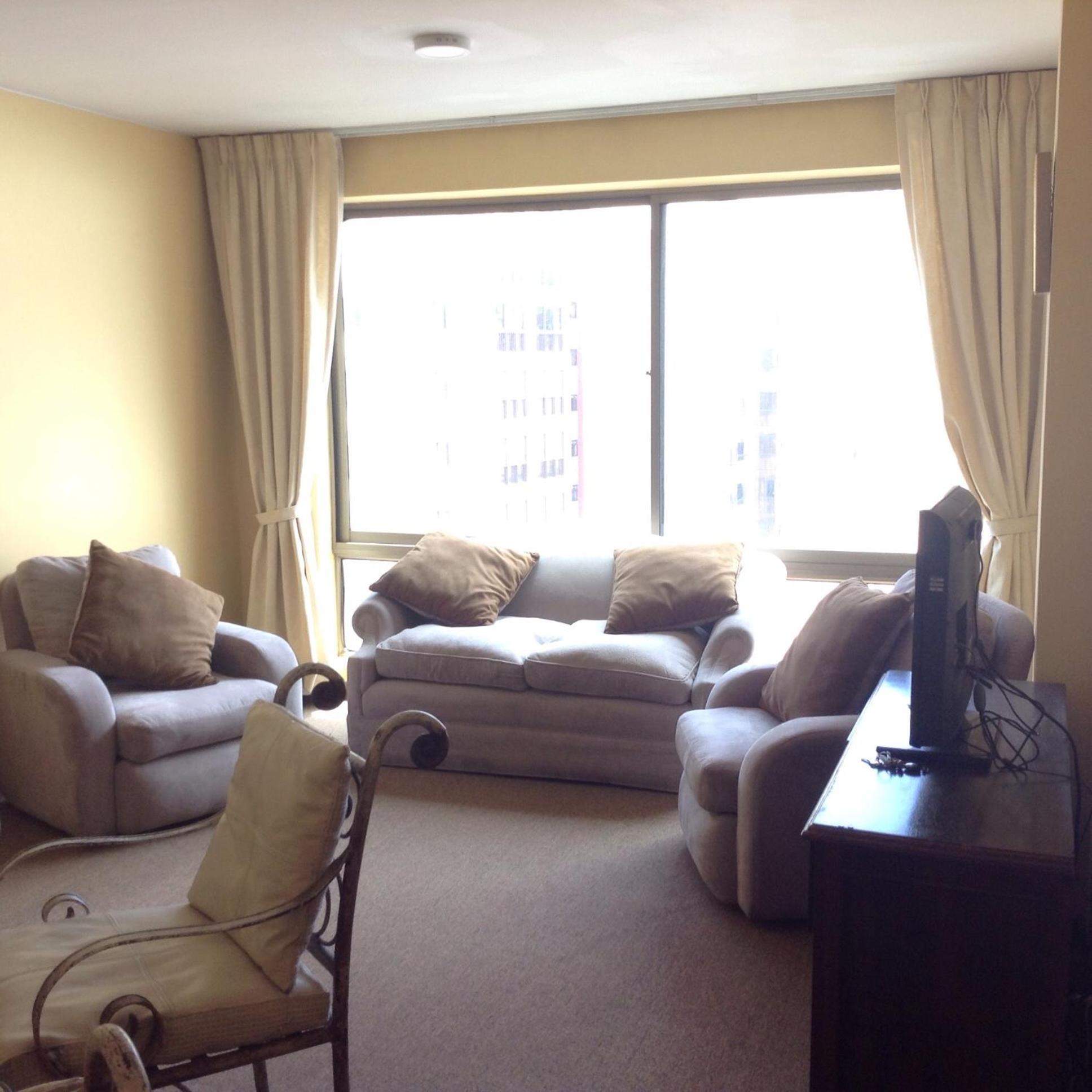 One-Bedroom Apartment photo 1