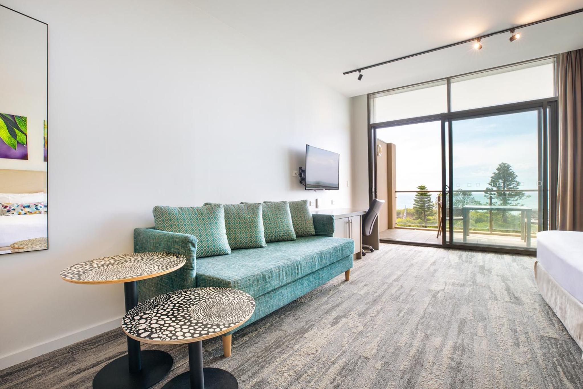Ocean Suite - Photo 2