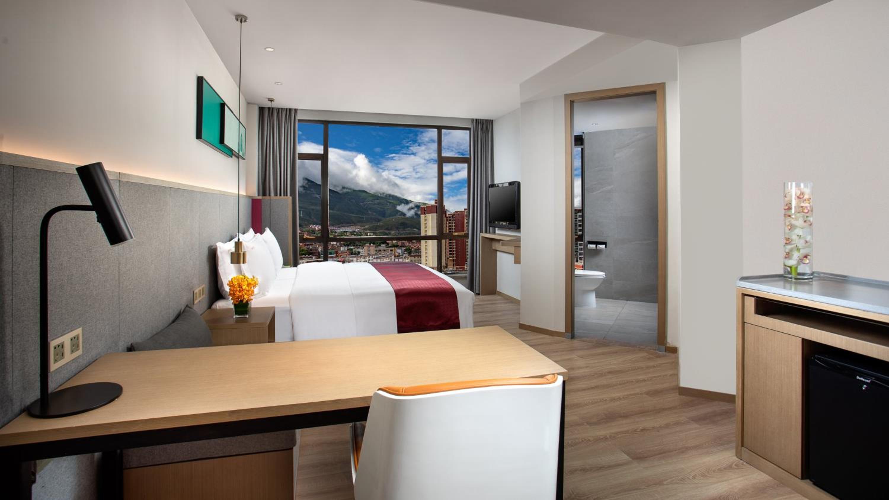 Premium King Room - Photo 1