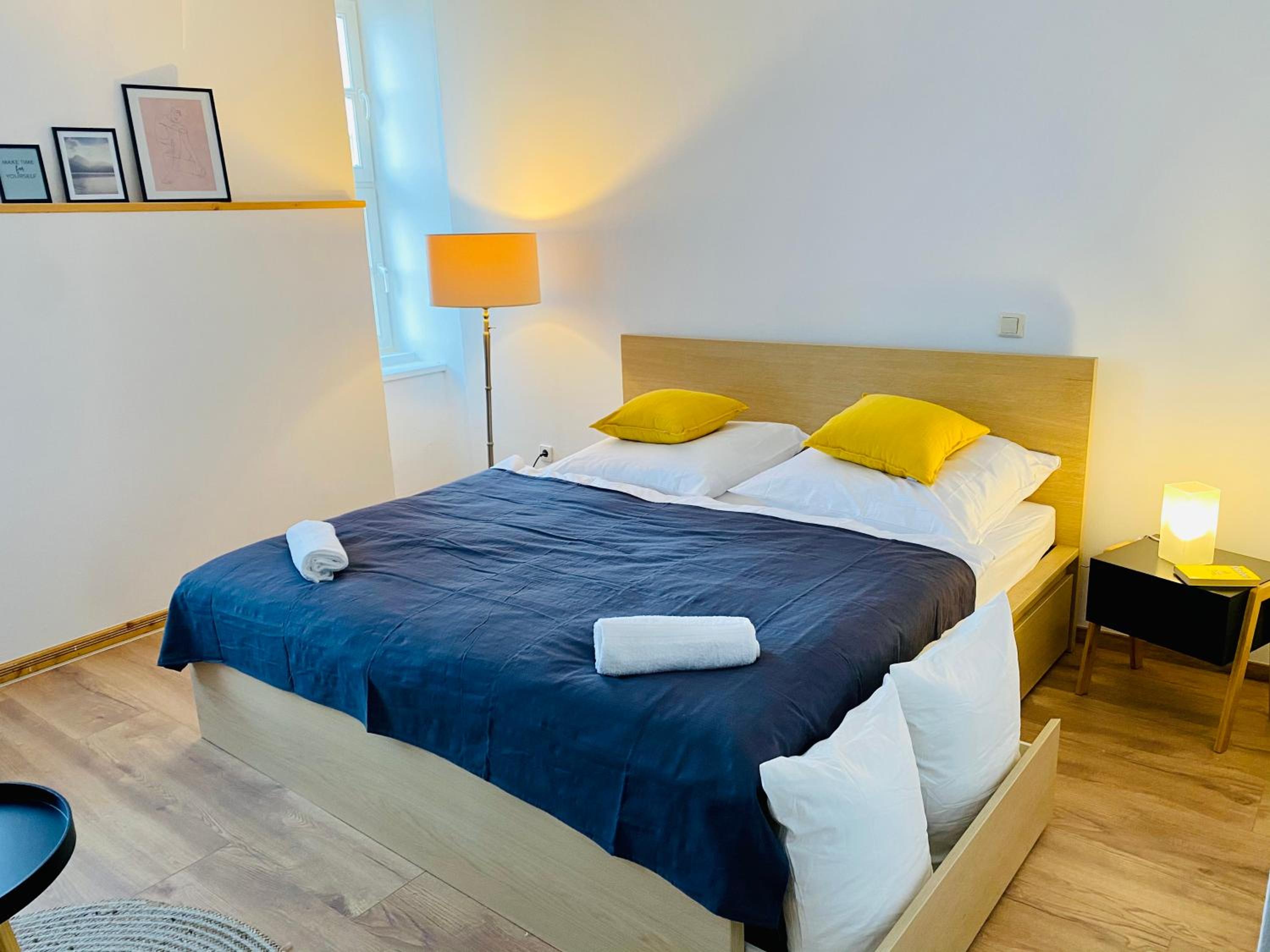 Large Double or Twin Room photo 1
