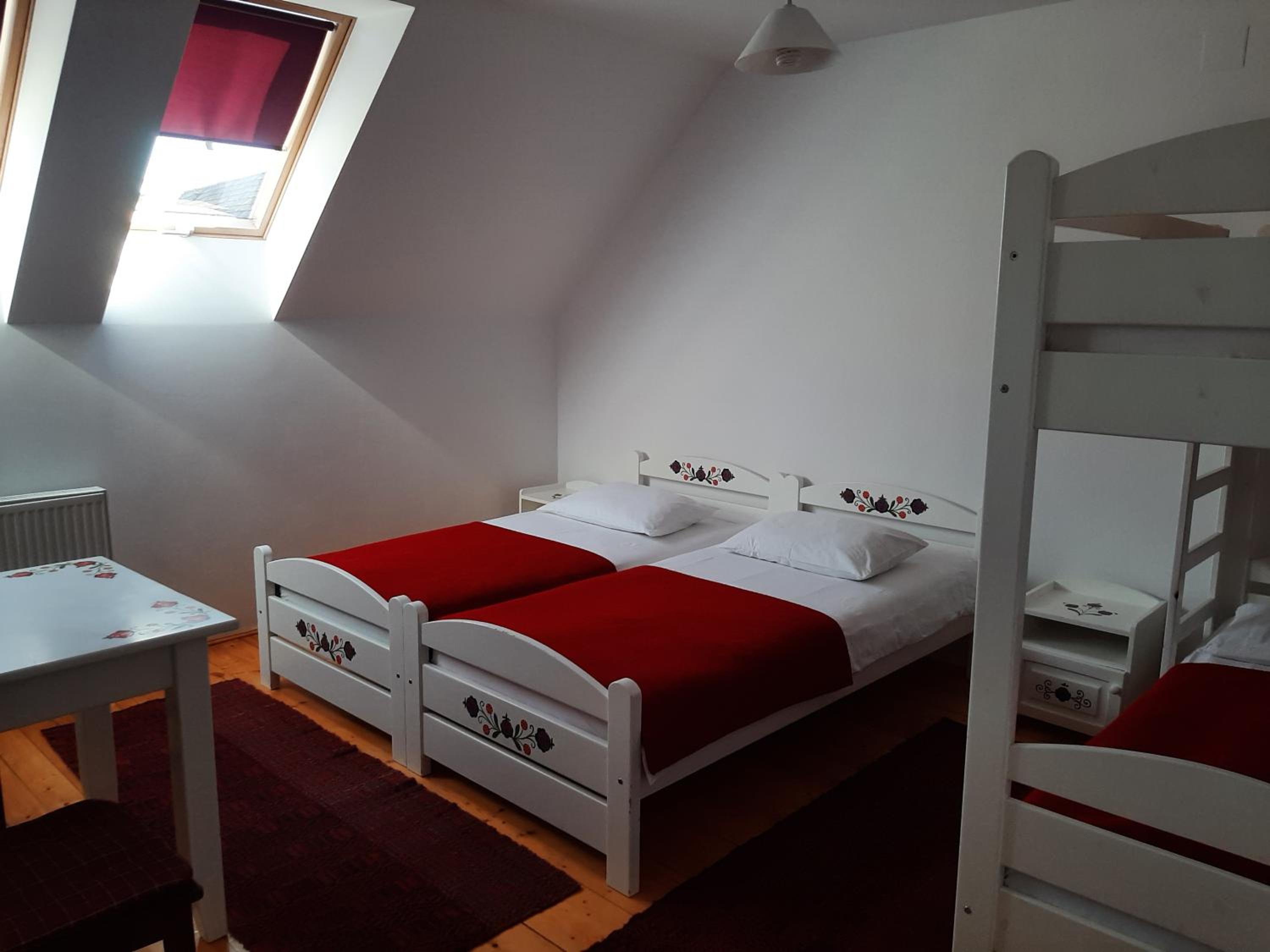 Comfort Quadruple Room - Photo 1