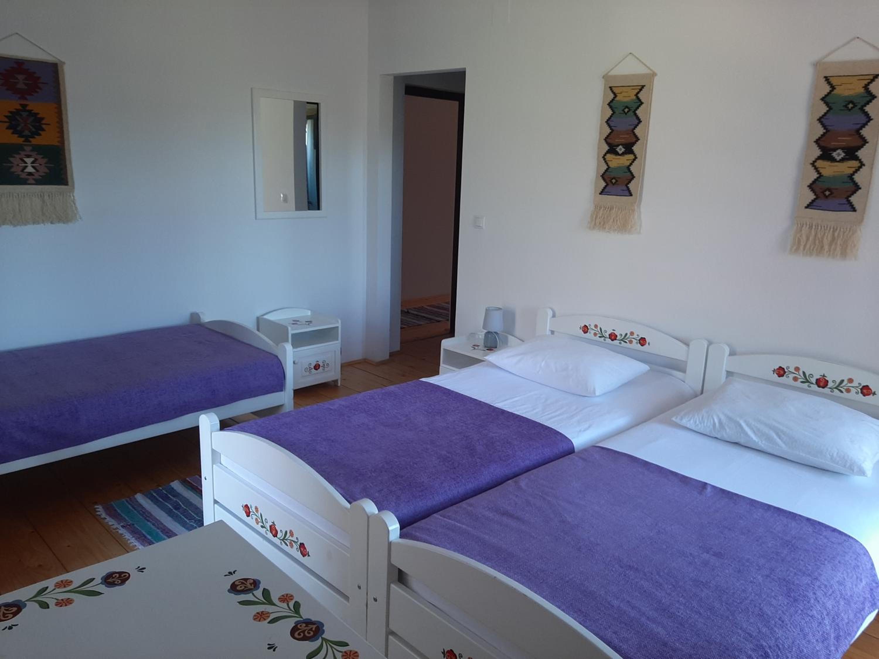 Triple Room with Private Bathroom - Photo 7