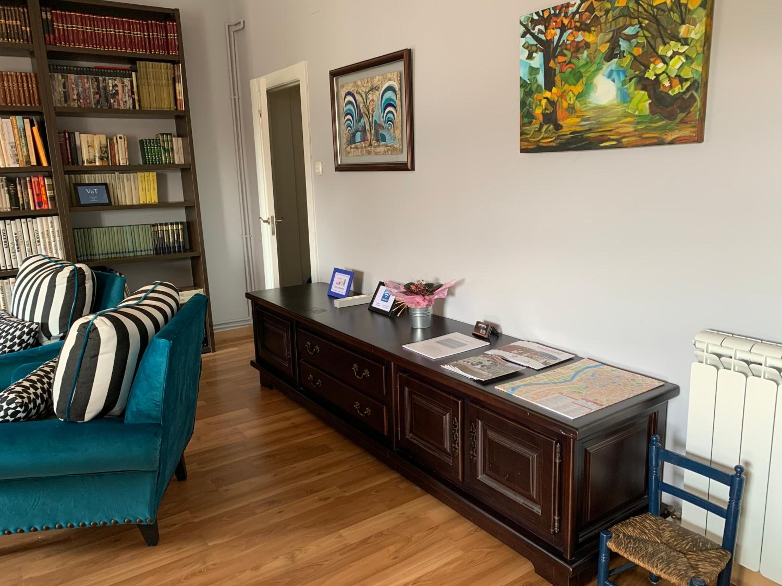 Two-Bedroom Apartment - Photo 33