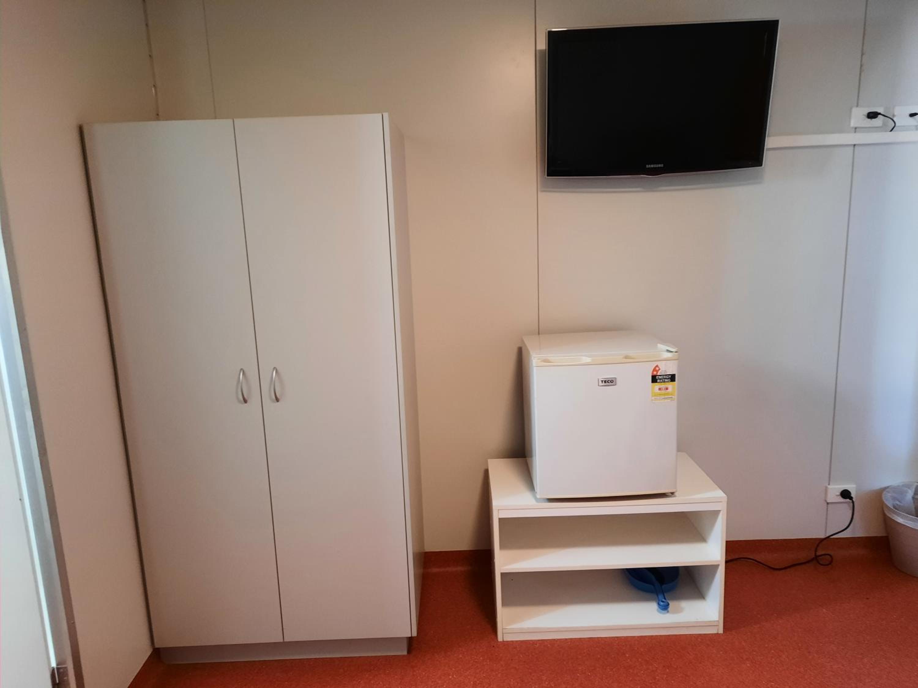 Standard Twin Room photo 3