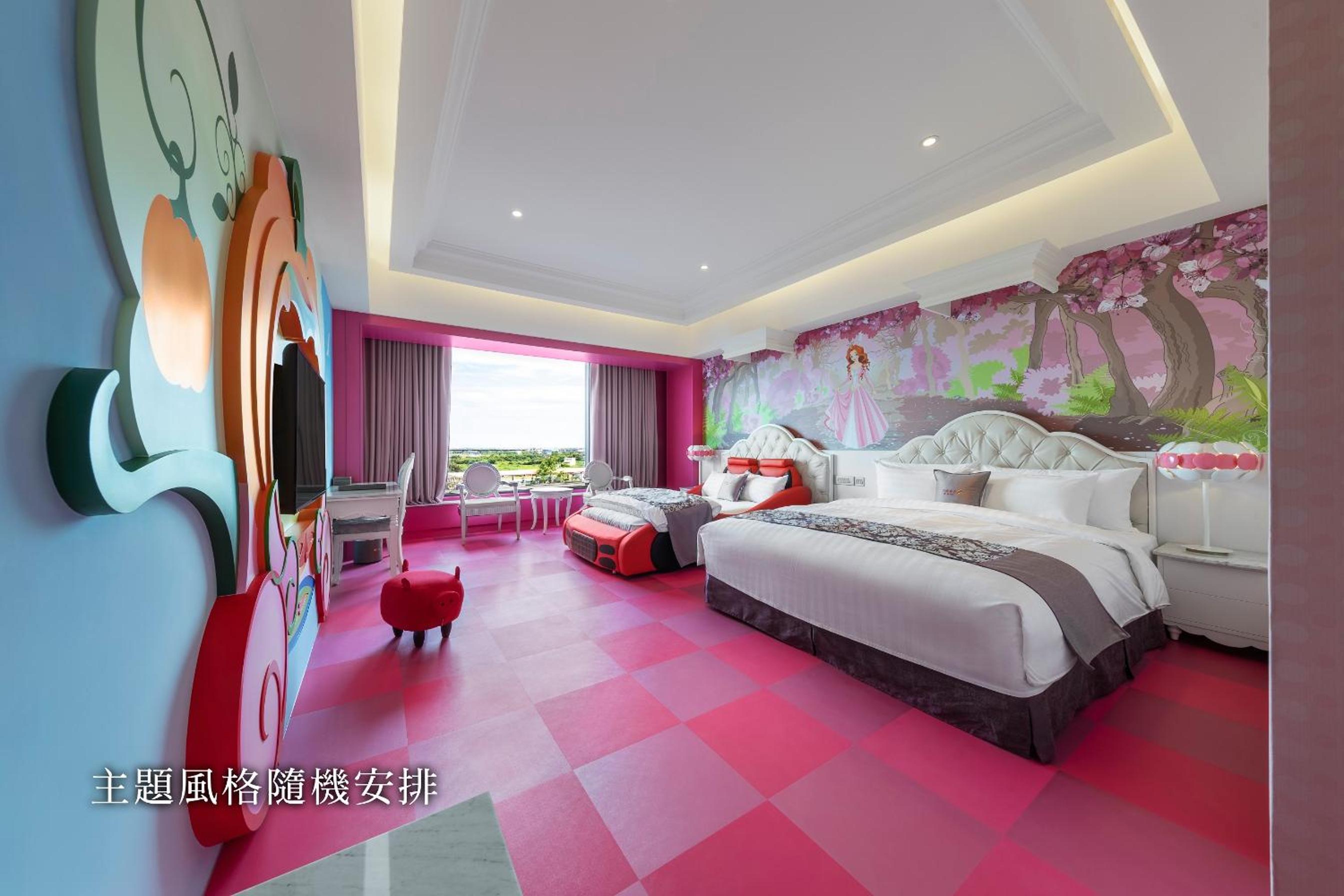 Kid-friendly Family Room