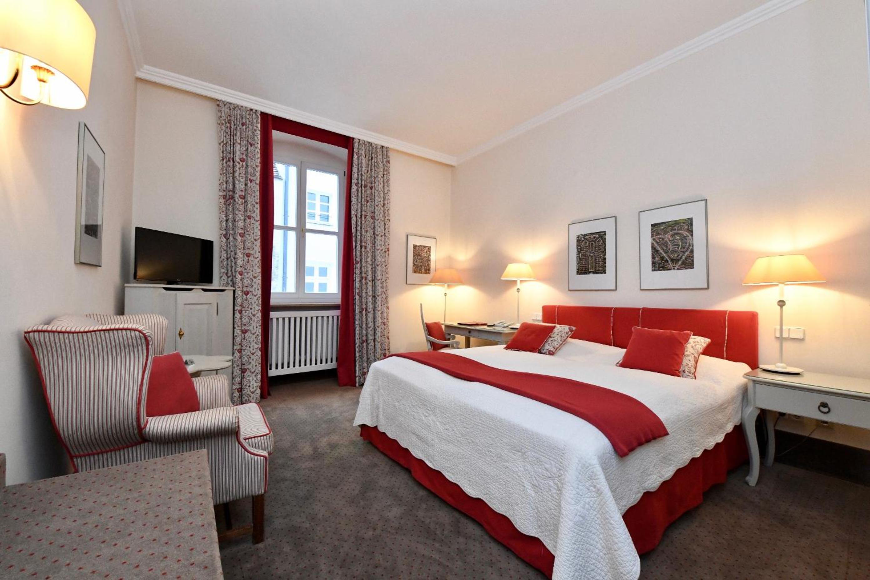 Double Room - Photo 1