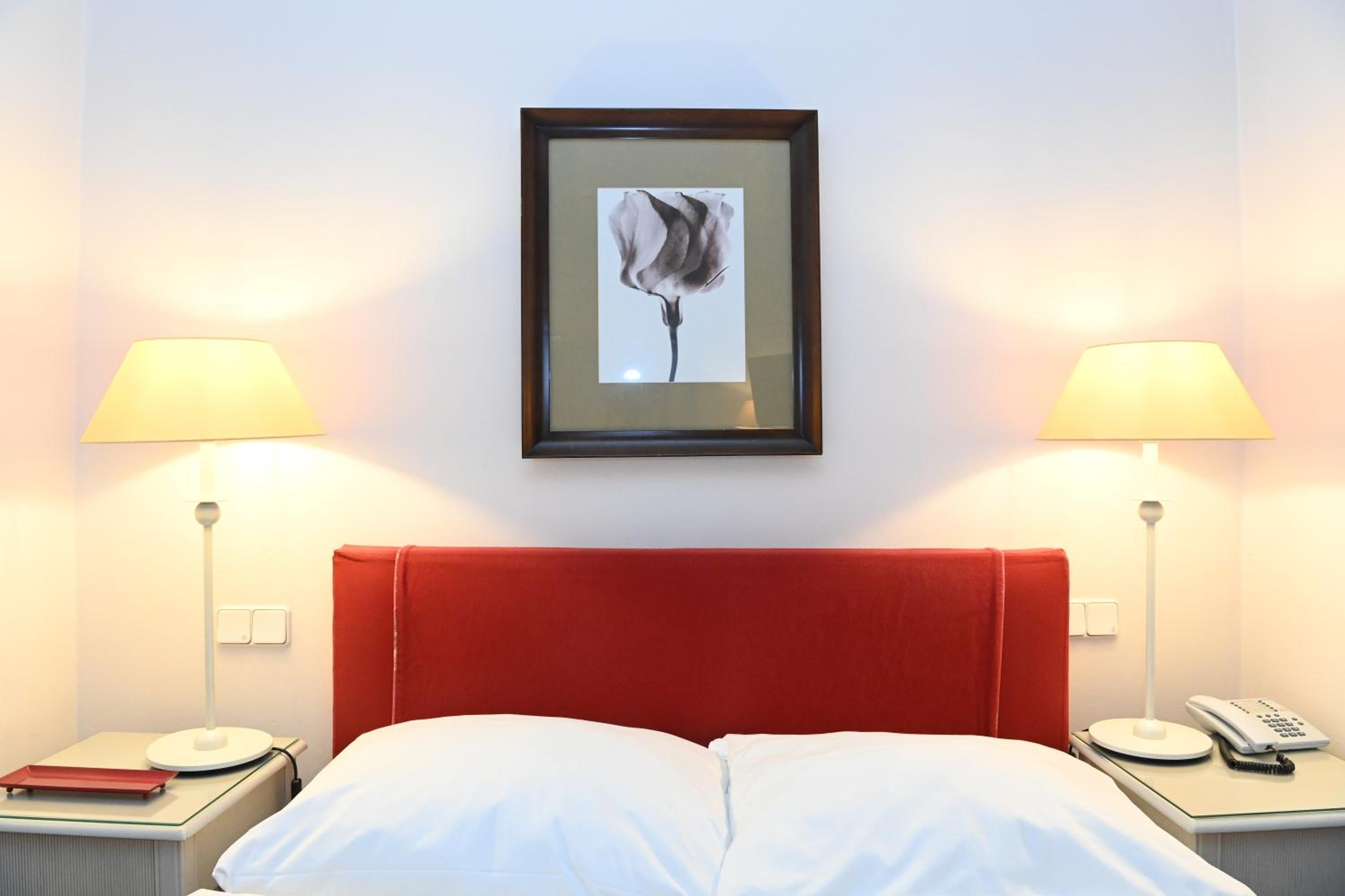Single Room photo 3