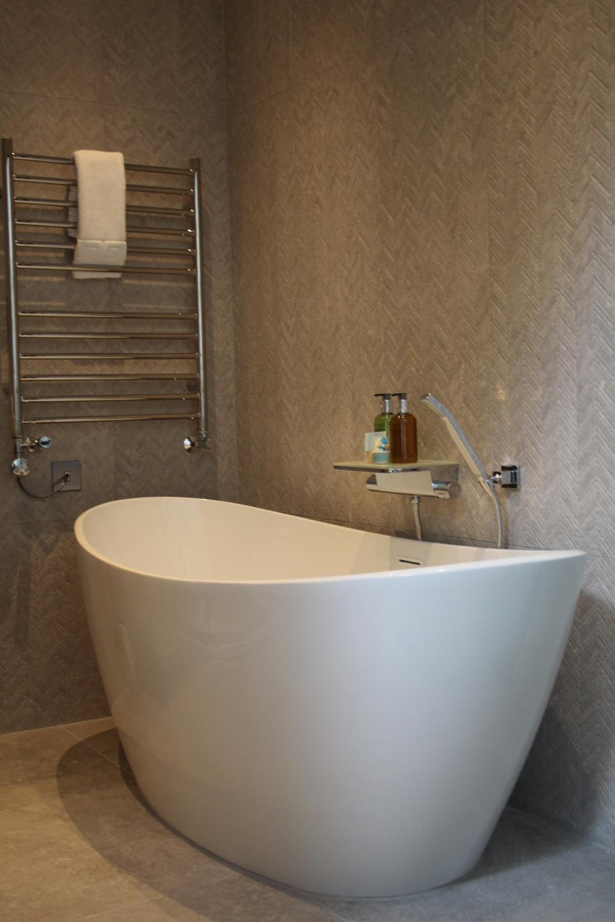 Superior Double or Twin Room - Photo 8