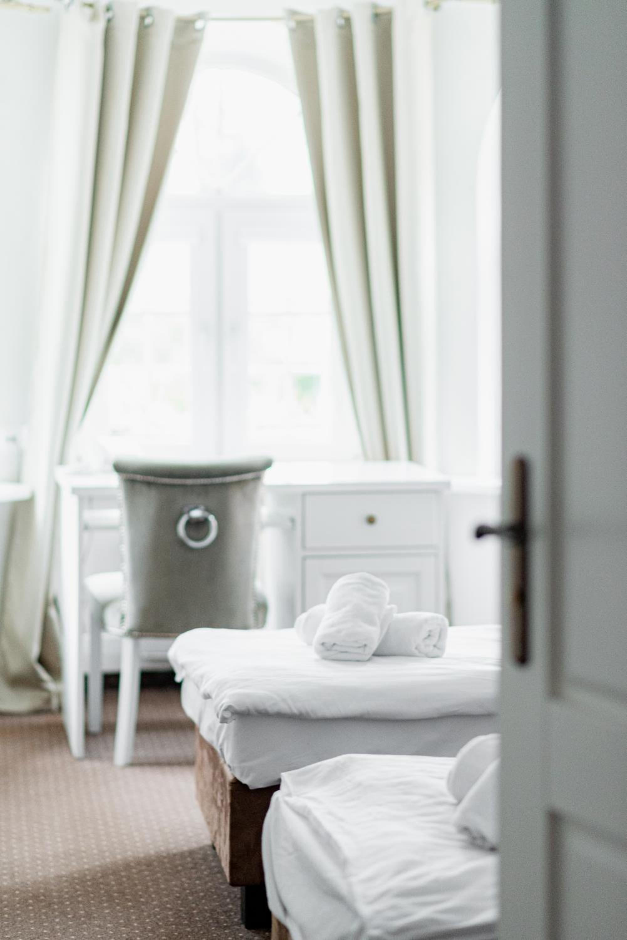 Small Double Room - Photo 4