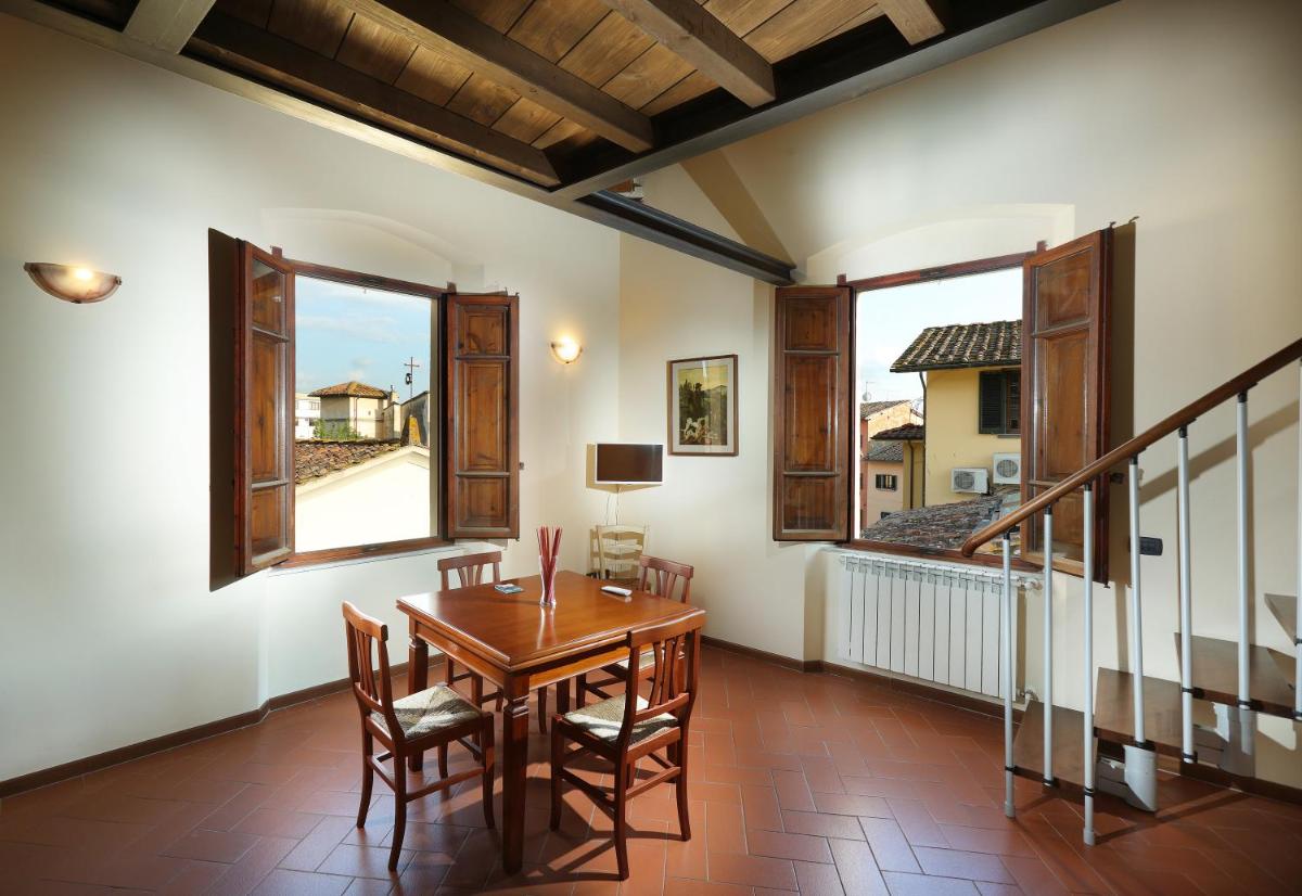 Apartment - Split Level photo 1
