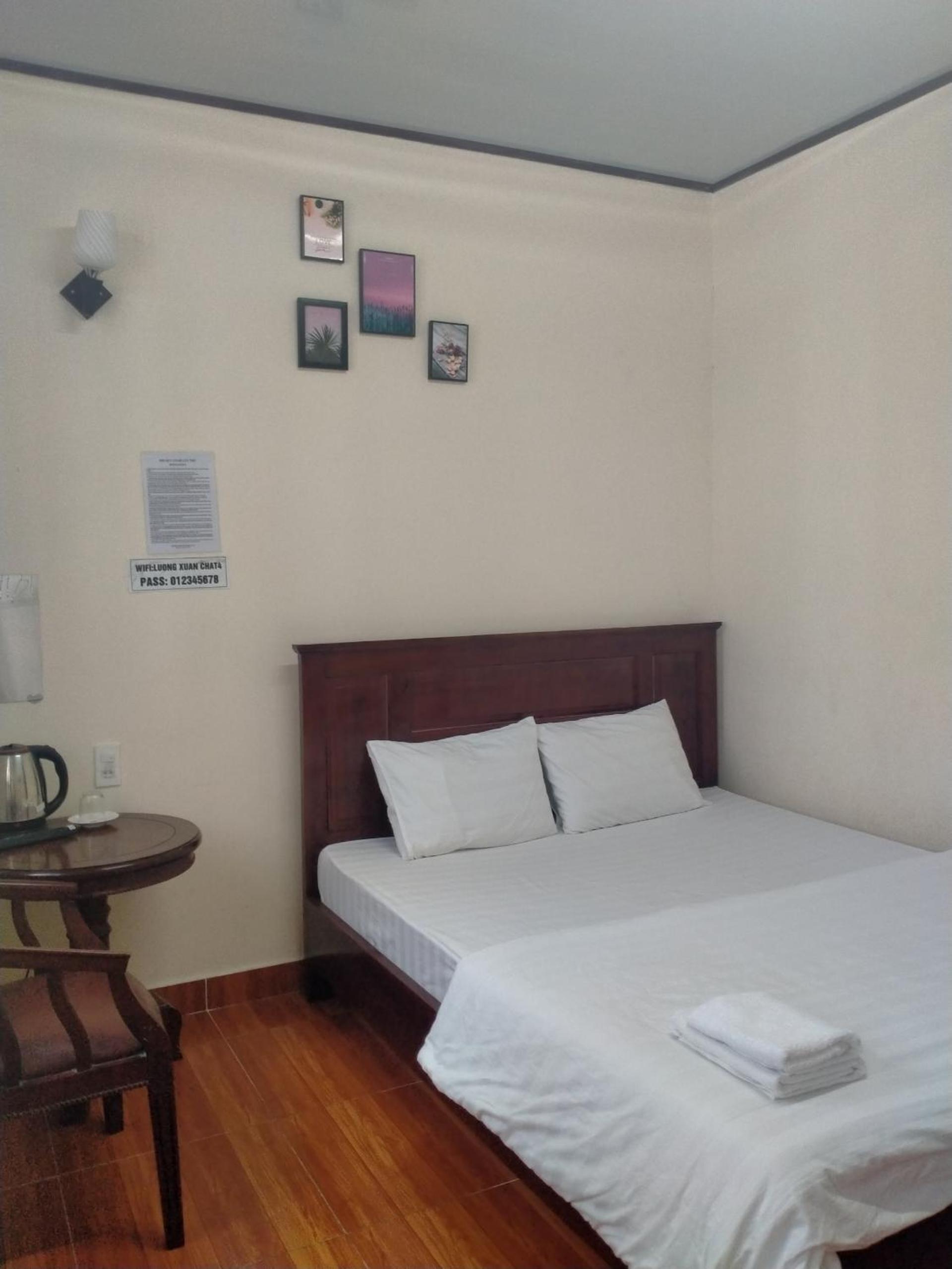 Deluxe Queen Room