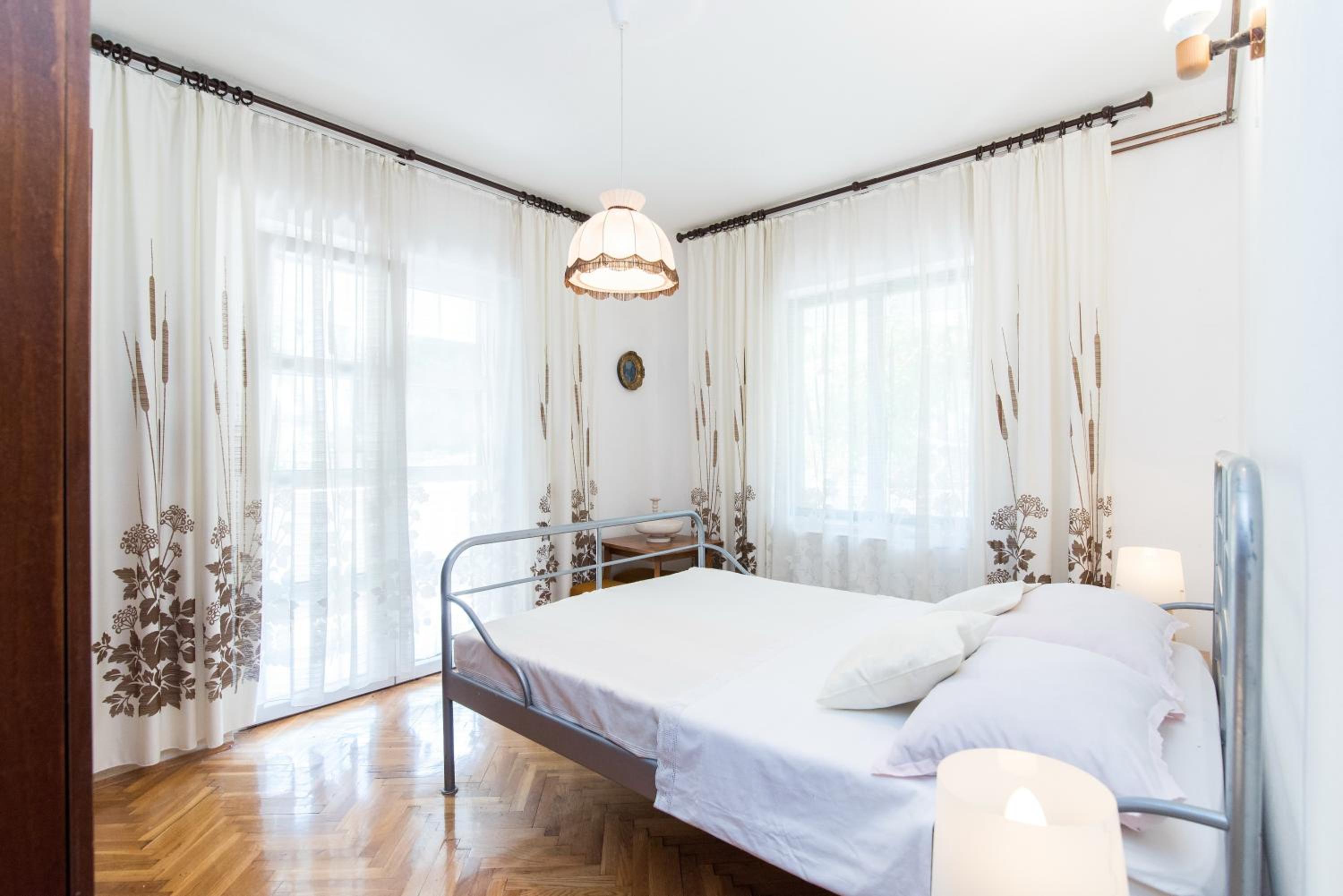 Comfort Two Bedroom Apartment with Terrace photo 1