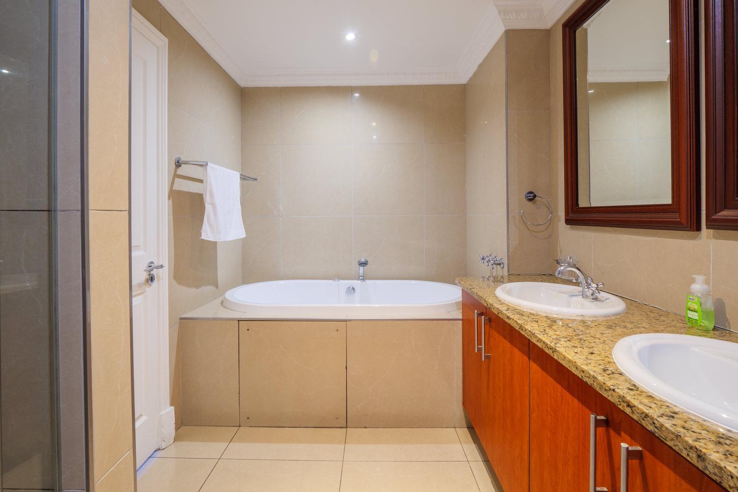 Two-Bedroom Apartment - Photo 17