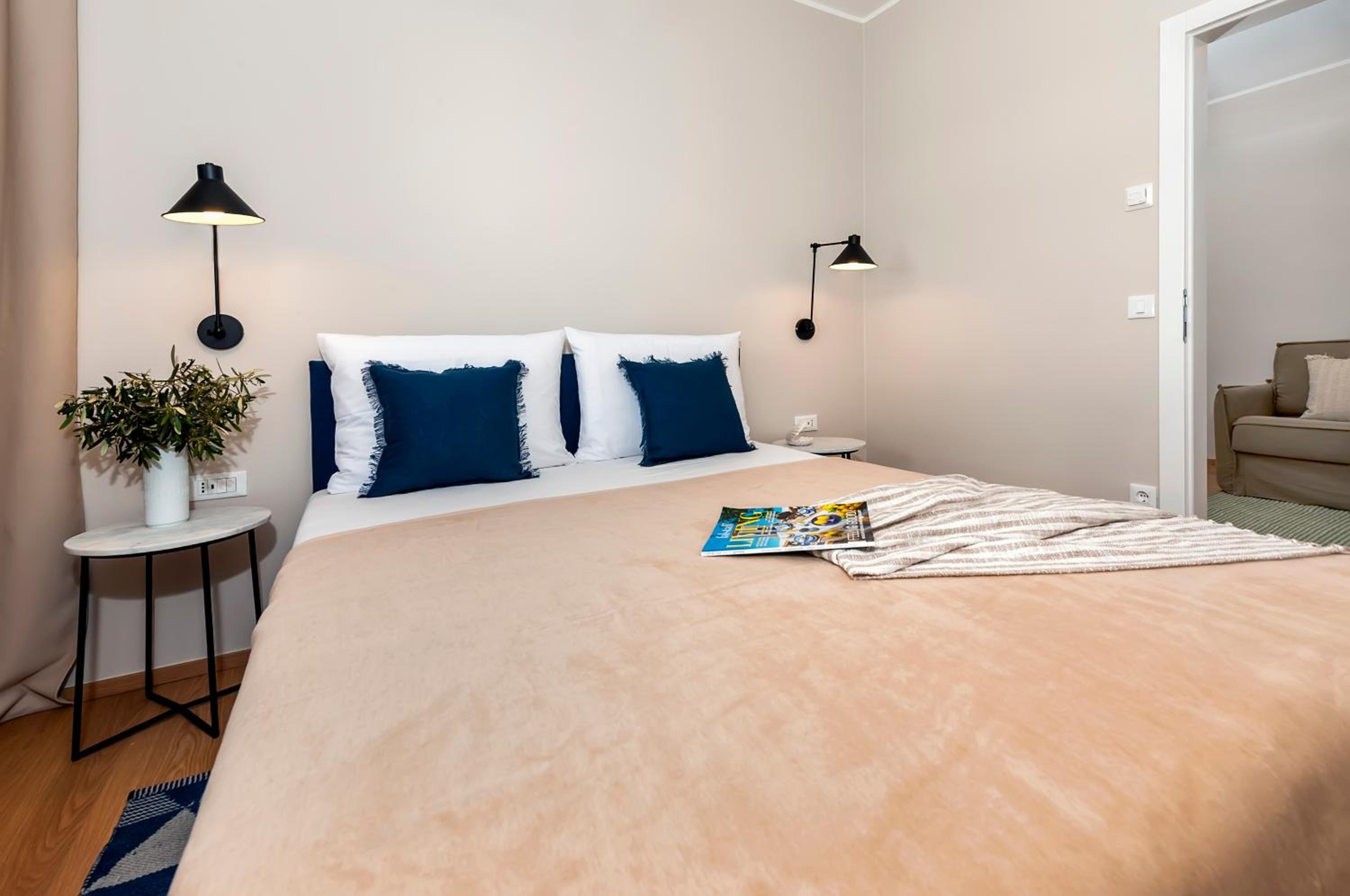 One-Bedroom Apartment - Photo 10