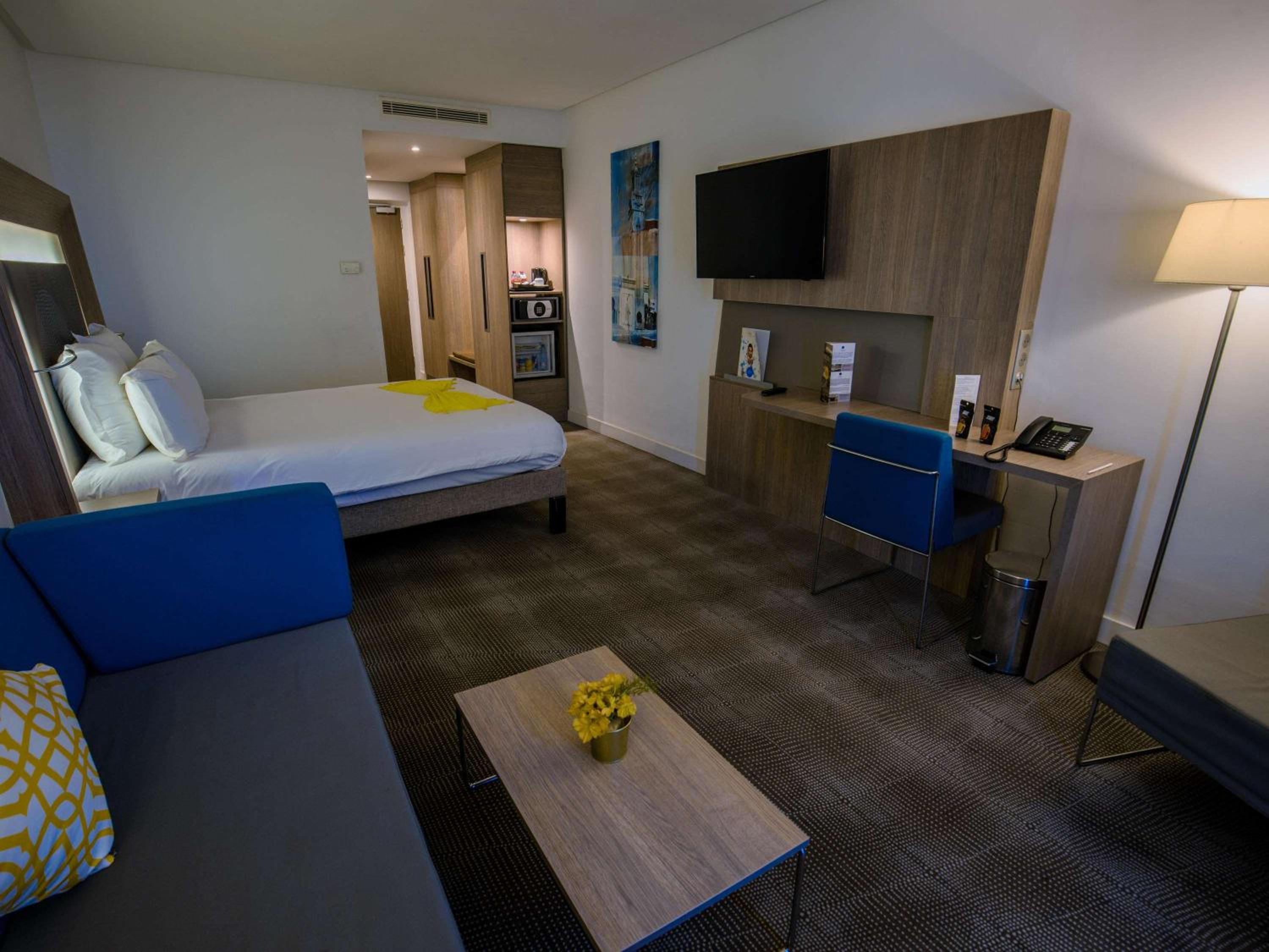 Superior Double Room with Sea or Park View