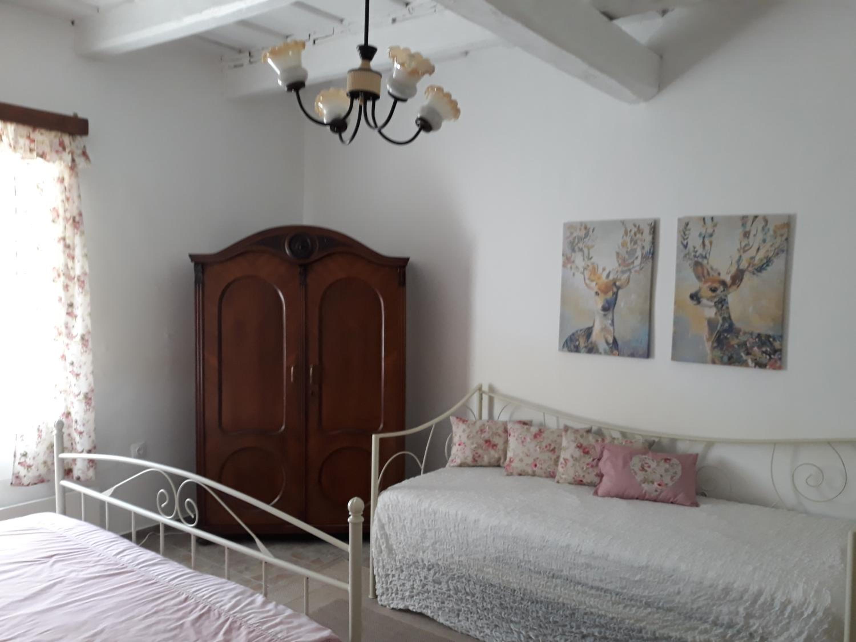 Two-Bedroom House photo 2