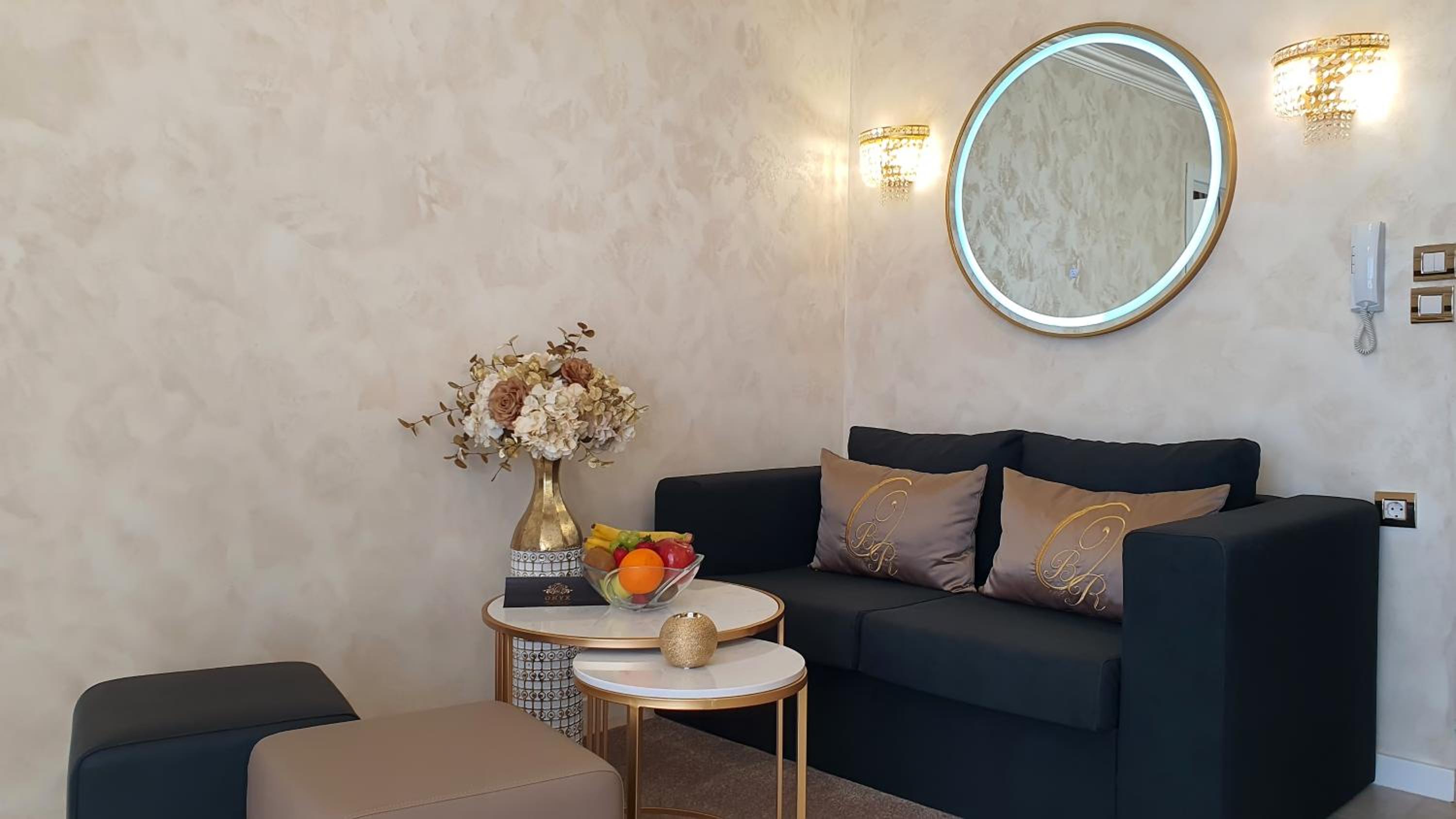 Deluxe Apartment with Sea View - Photo 13