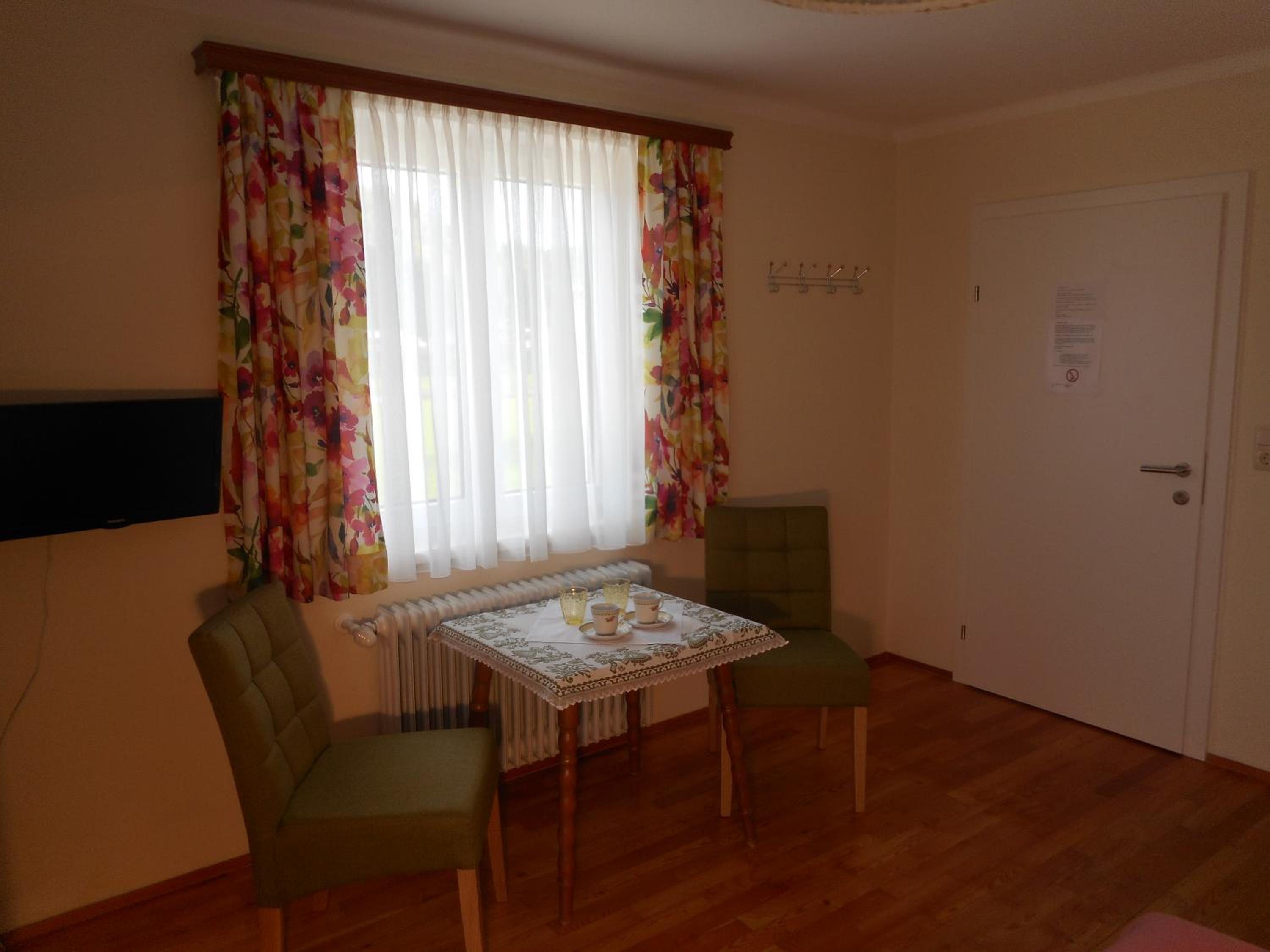 Double Room 2 photo 3