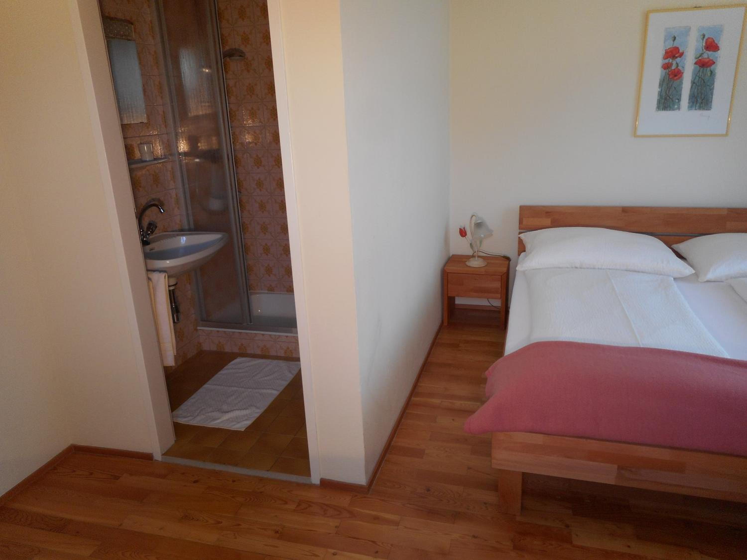 Double Room 2 photo 2