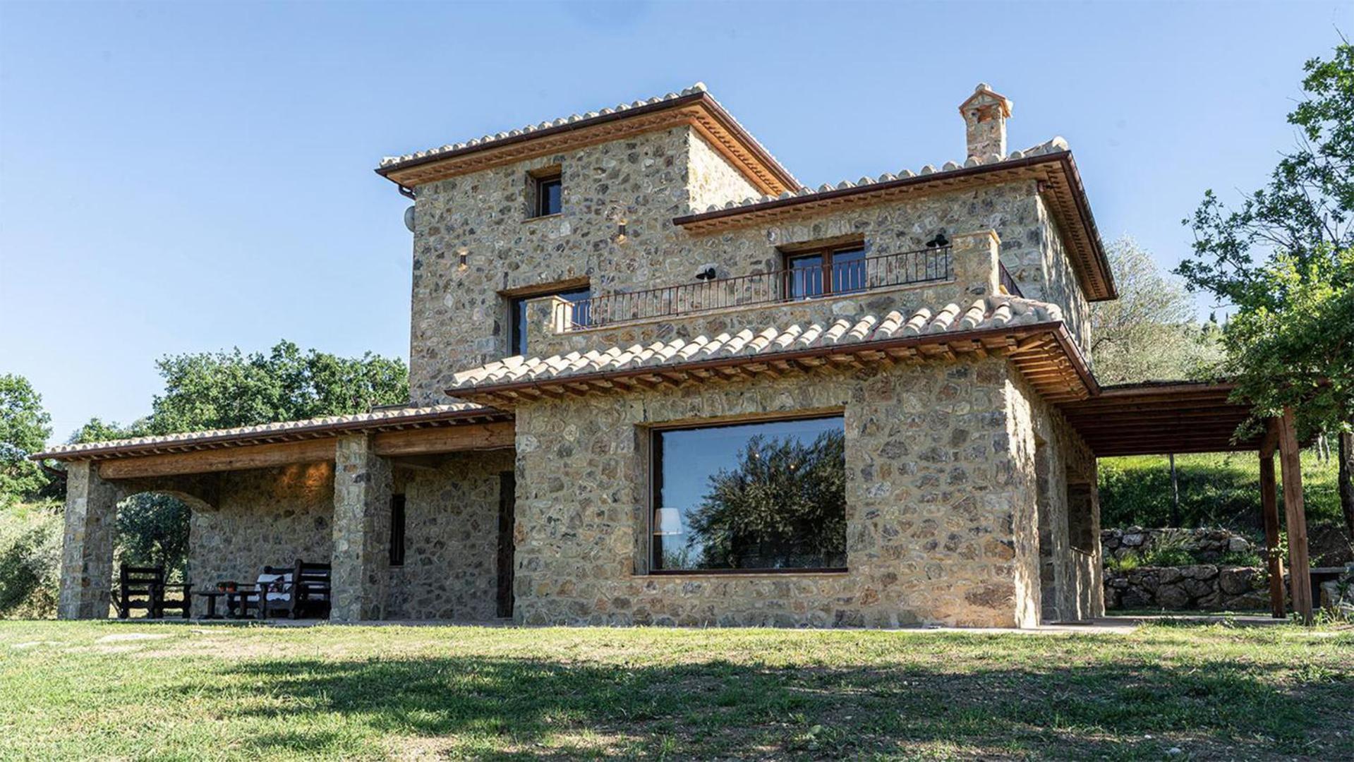 Three-Bedroom Villa photo 2