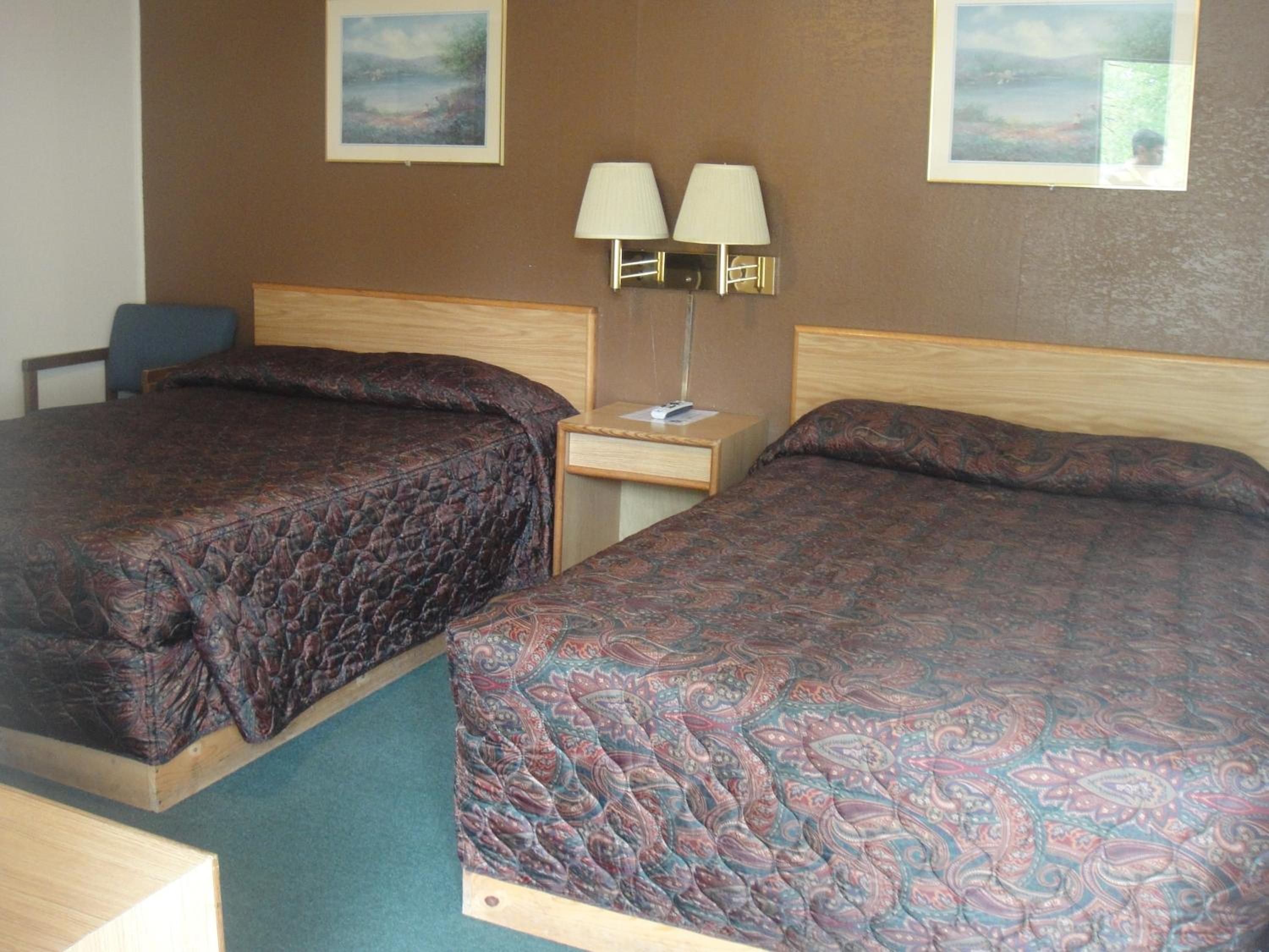 Double Room with Two Double Beds photo 3