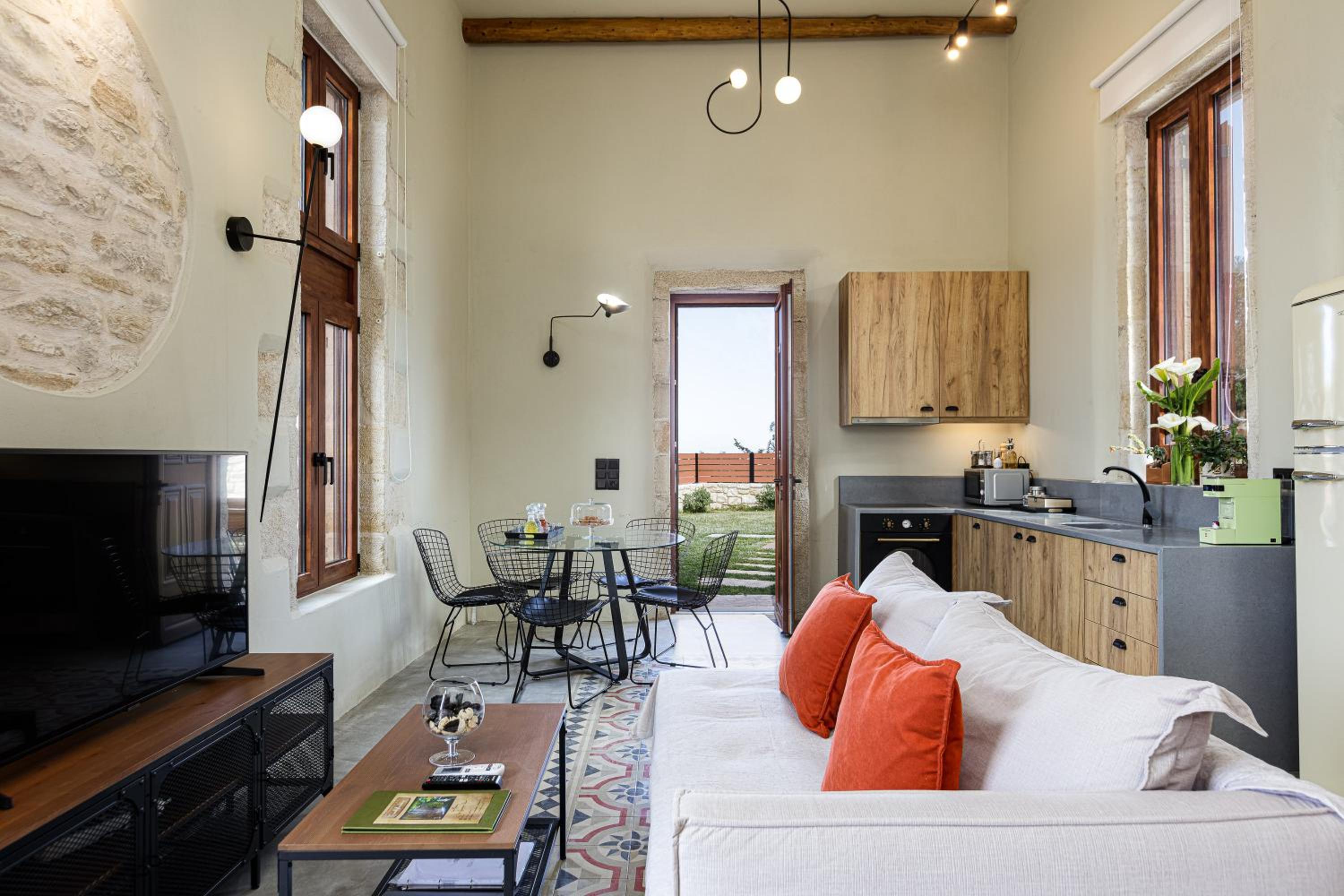 Three-Bedroom Villa photo 2