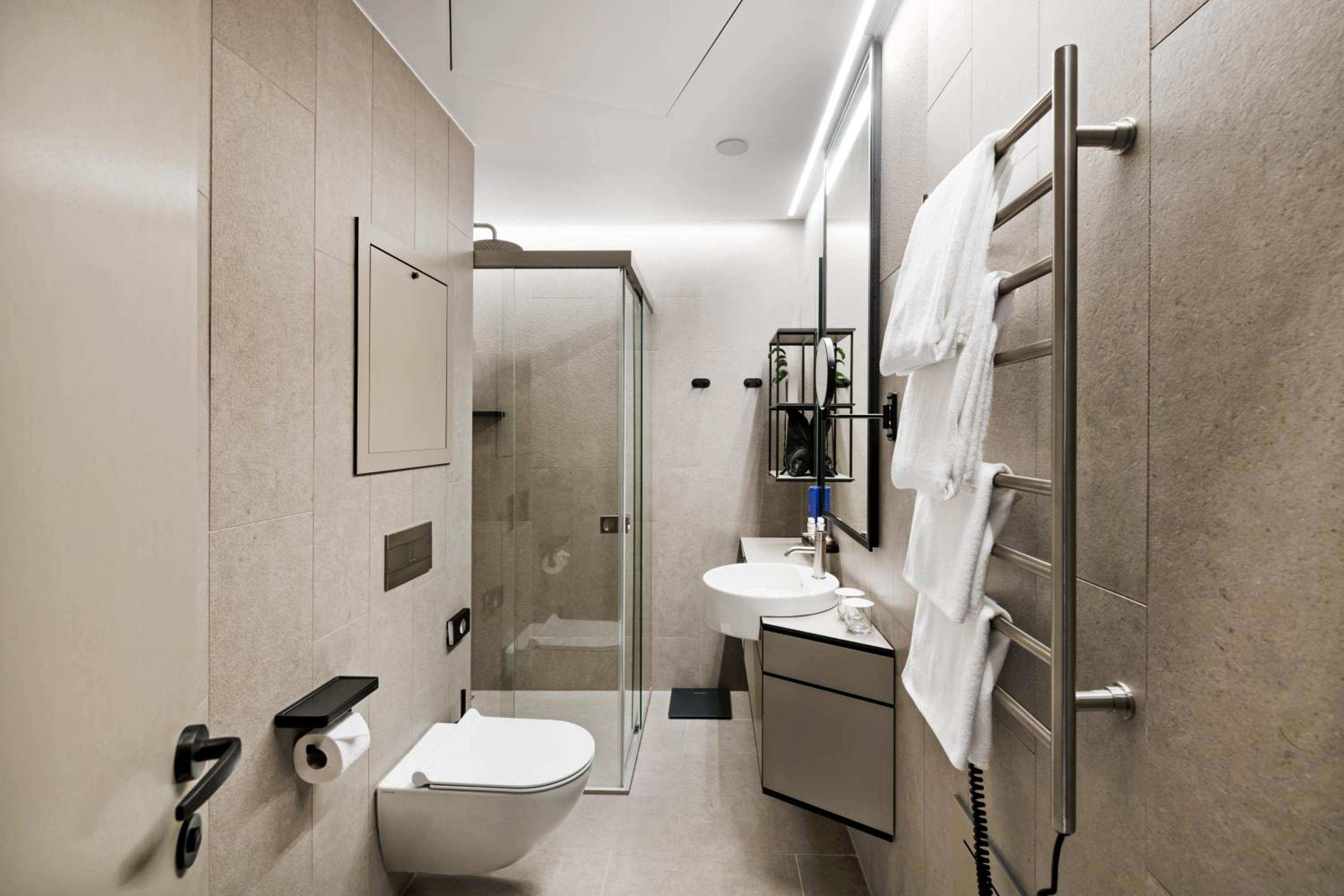 Studio with Balcony and Spa Access - Photo 6