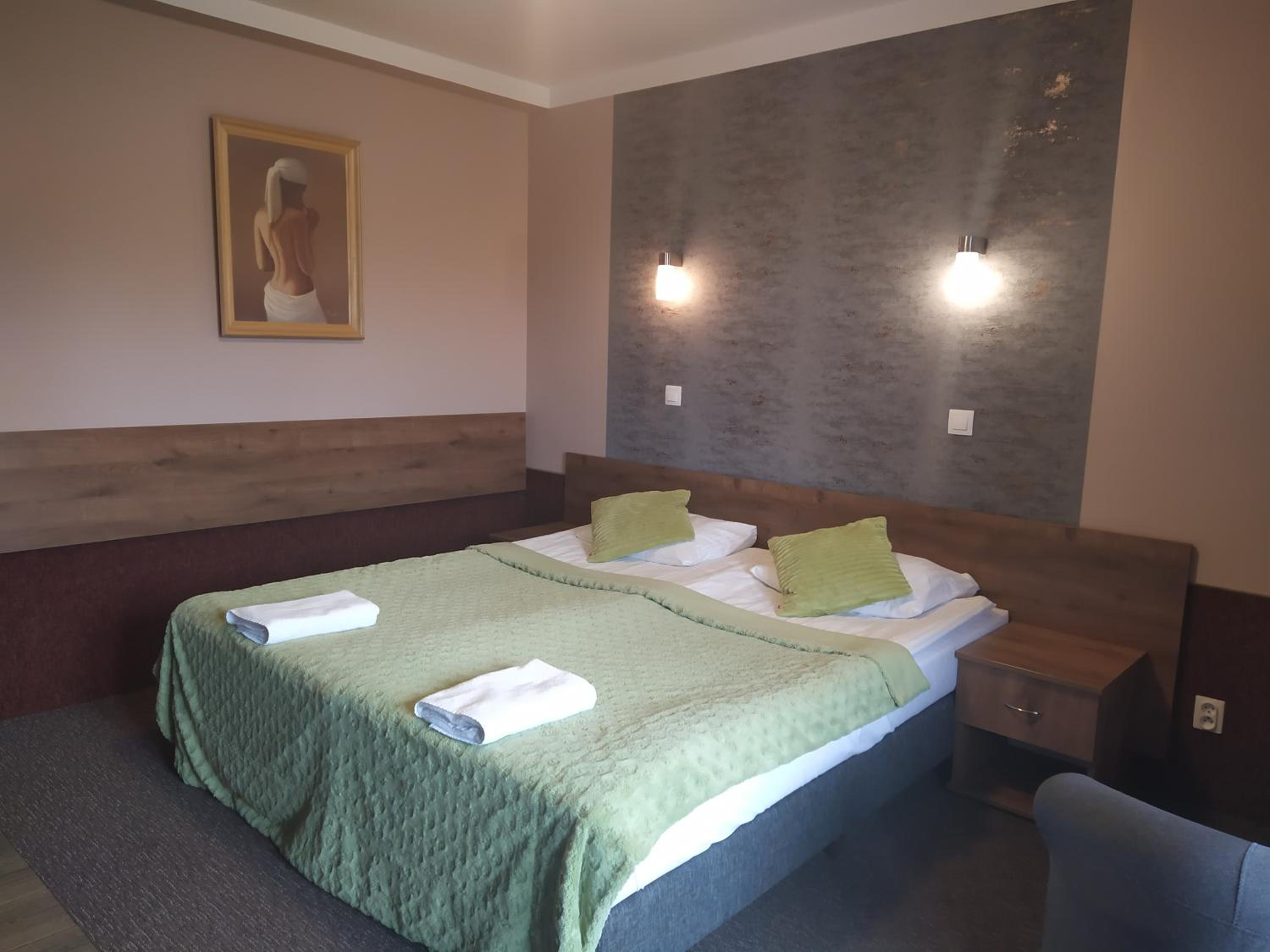 Deluxe Double Room with Balcony photo 3
