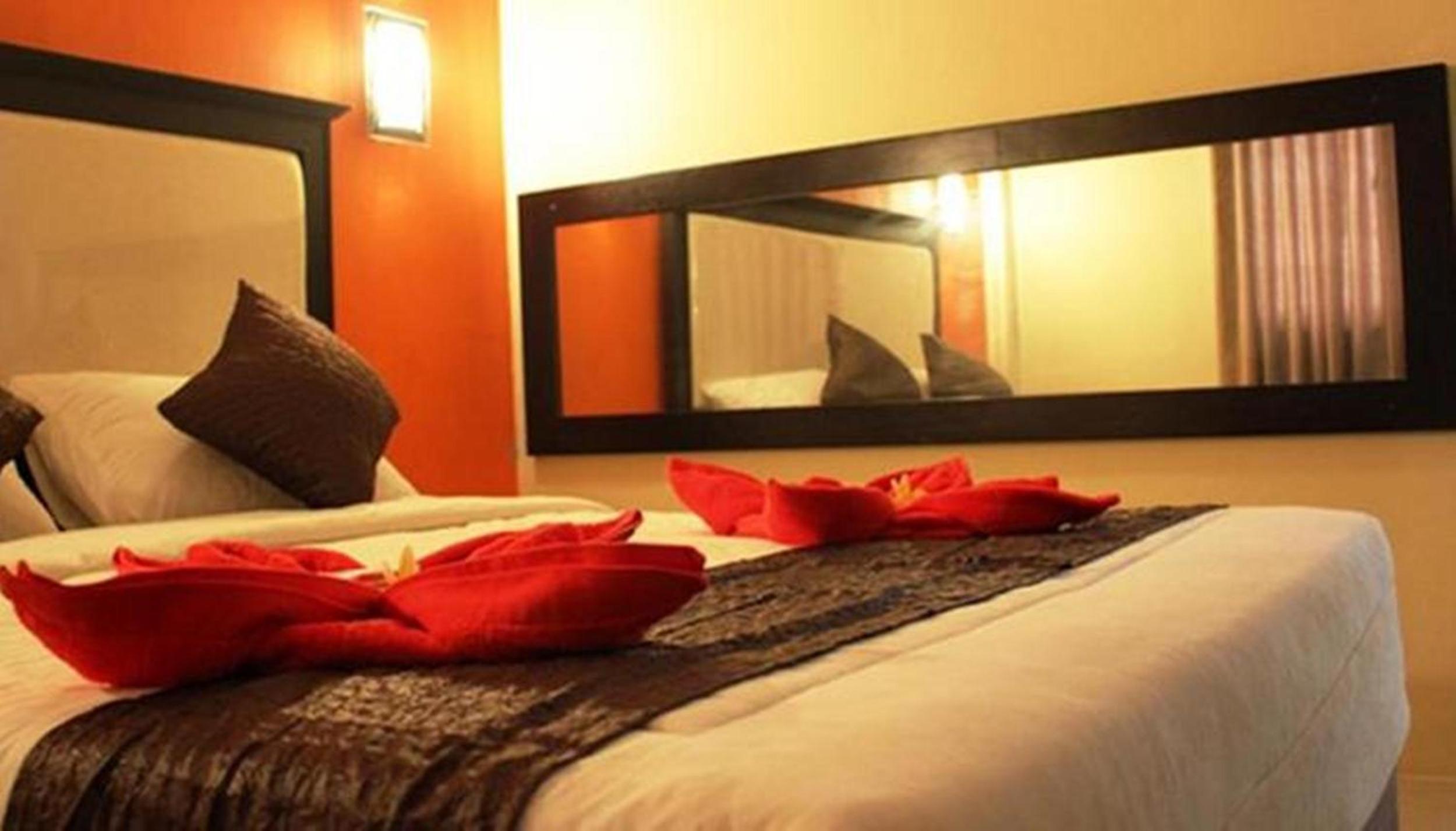 Standard Double or Twin Room - Photo 1