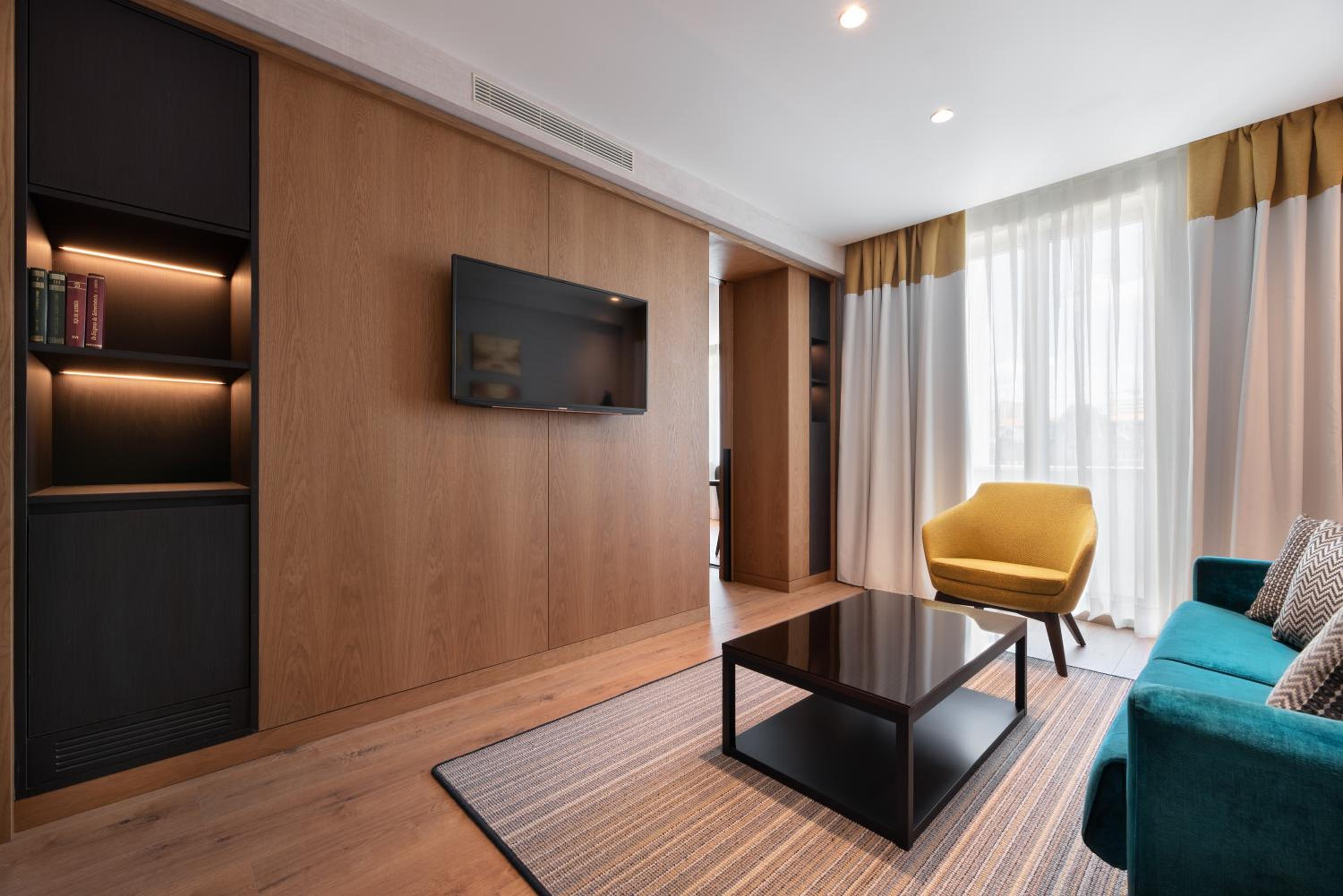 Junior Suite - Photo 7