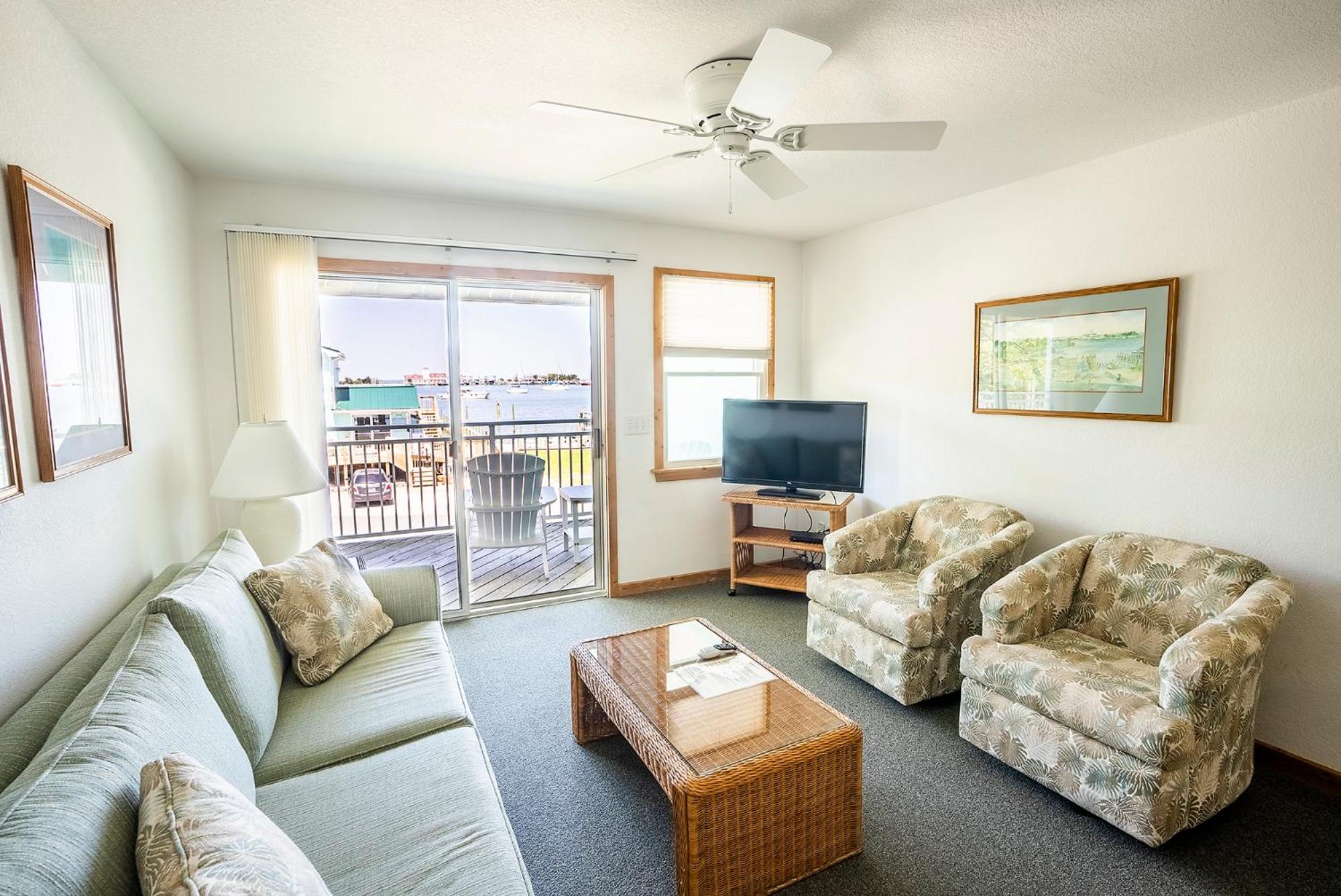 Suite with Lake View photo 1