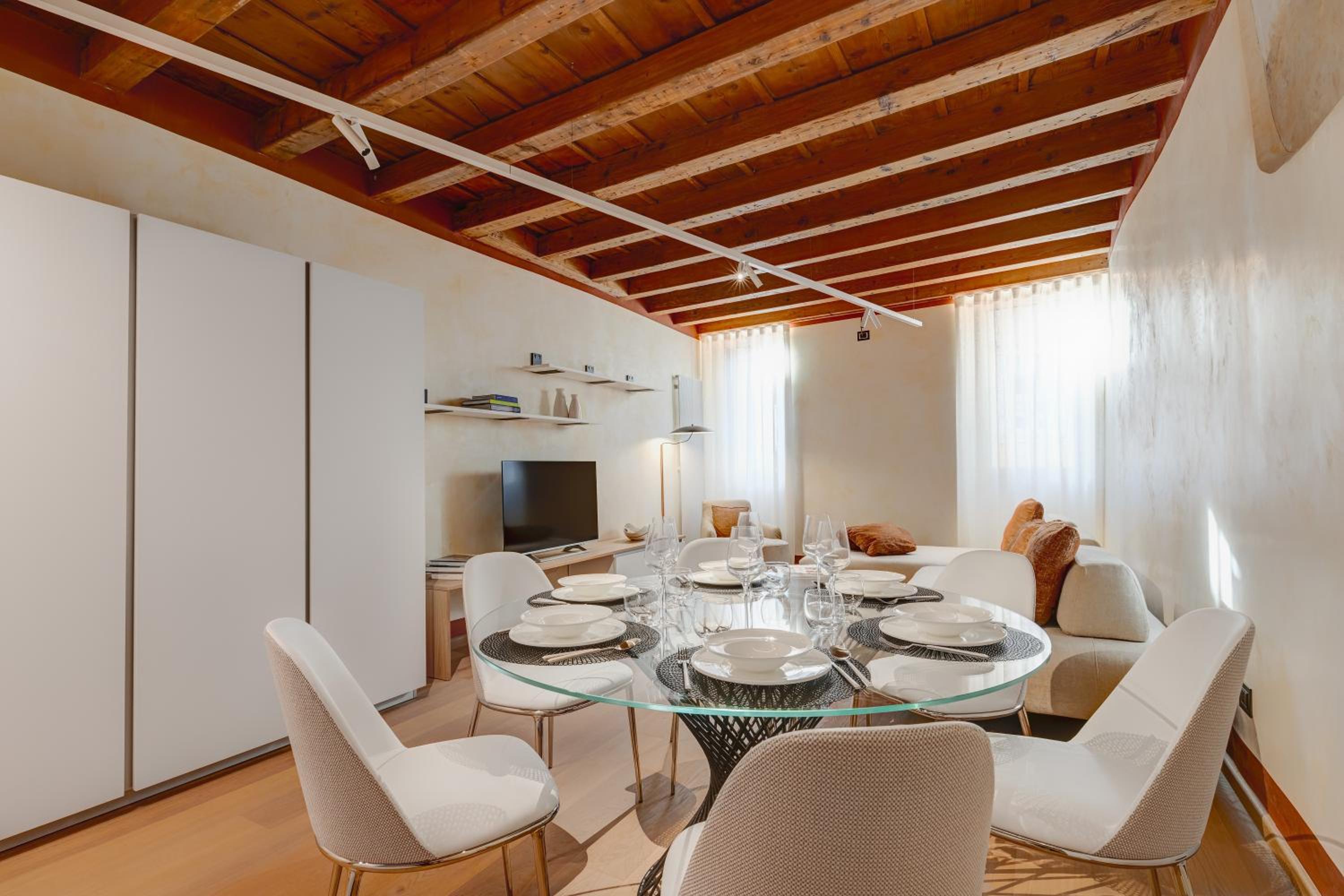 Superior Apartment - Photo 11