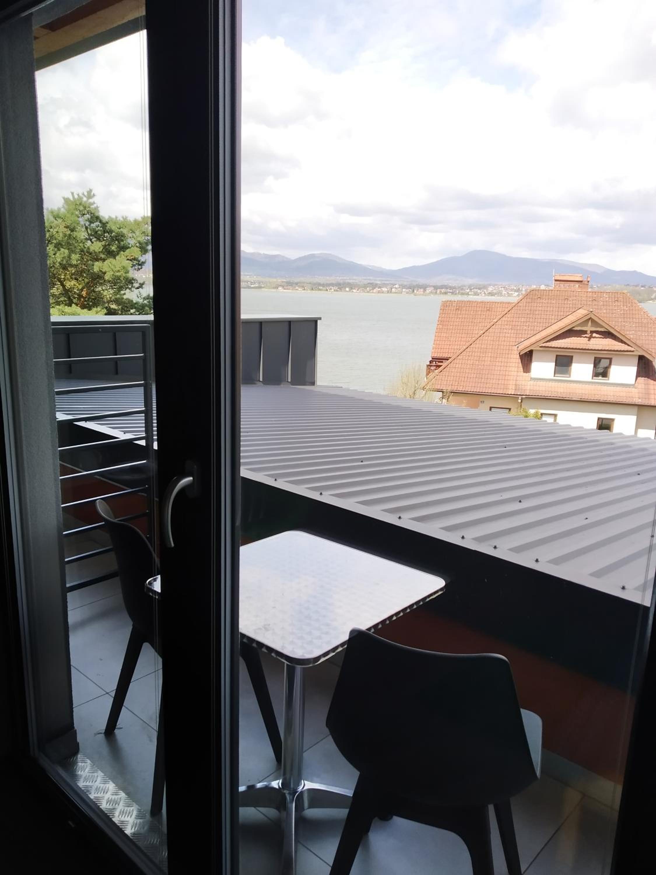 King Room with Balcony photo 2