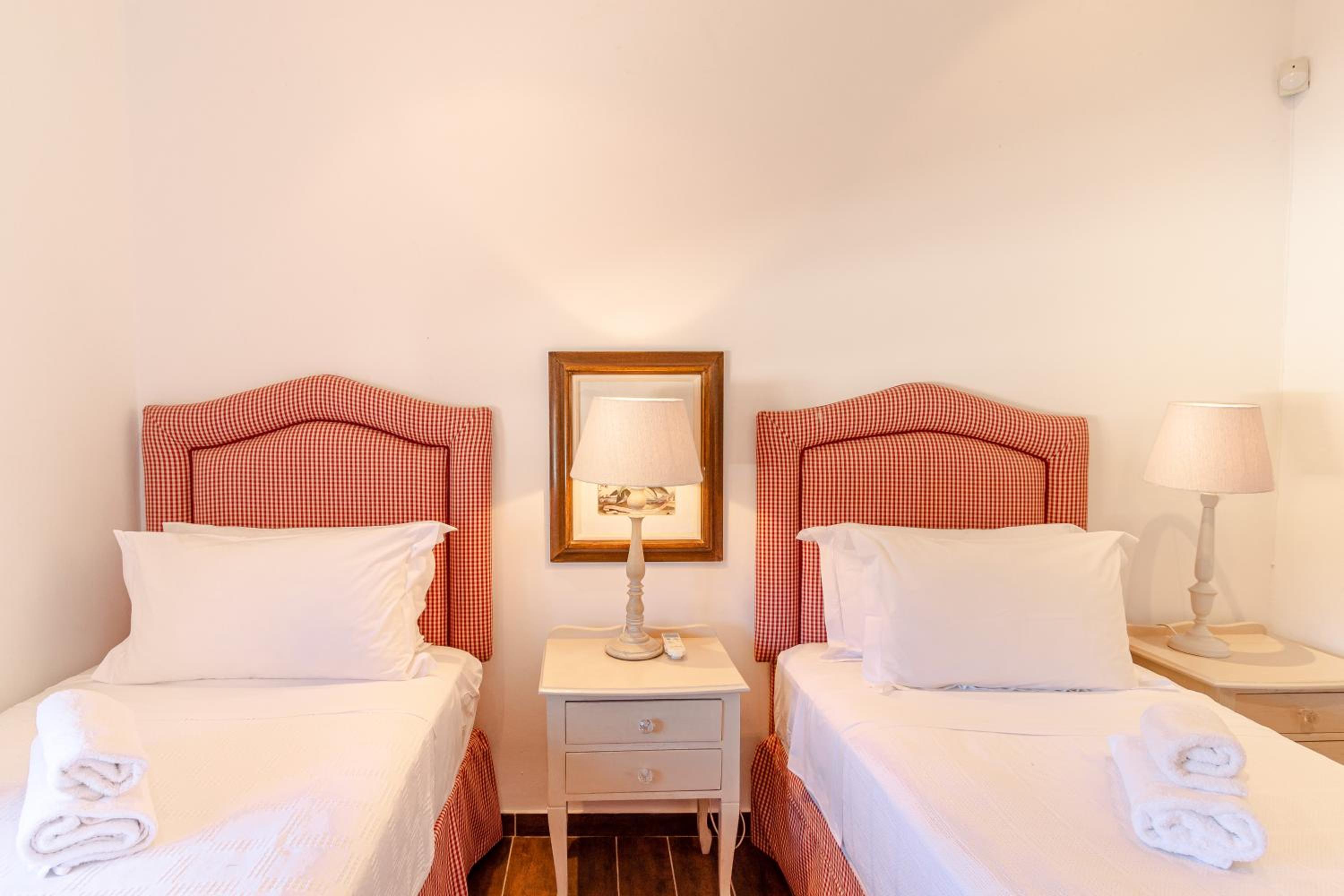 Superior Room - Photo 7