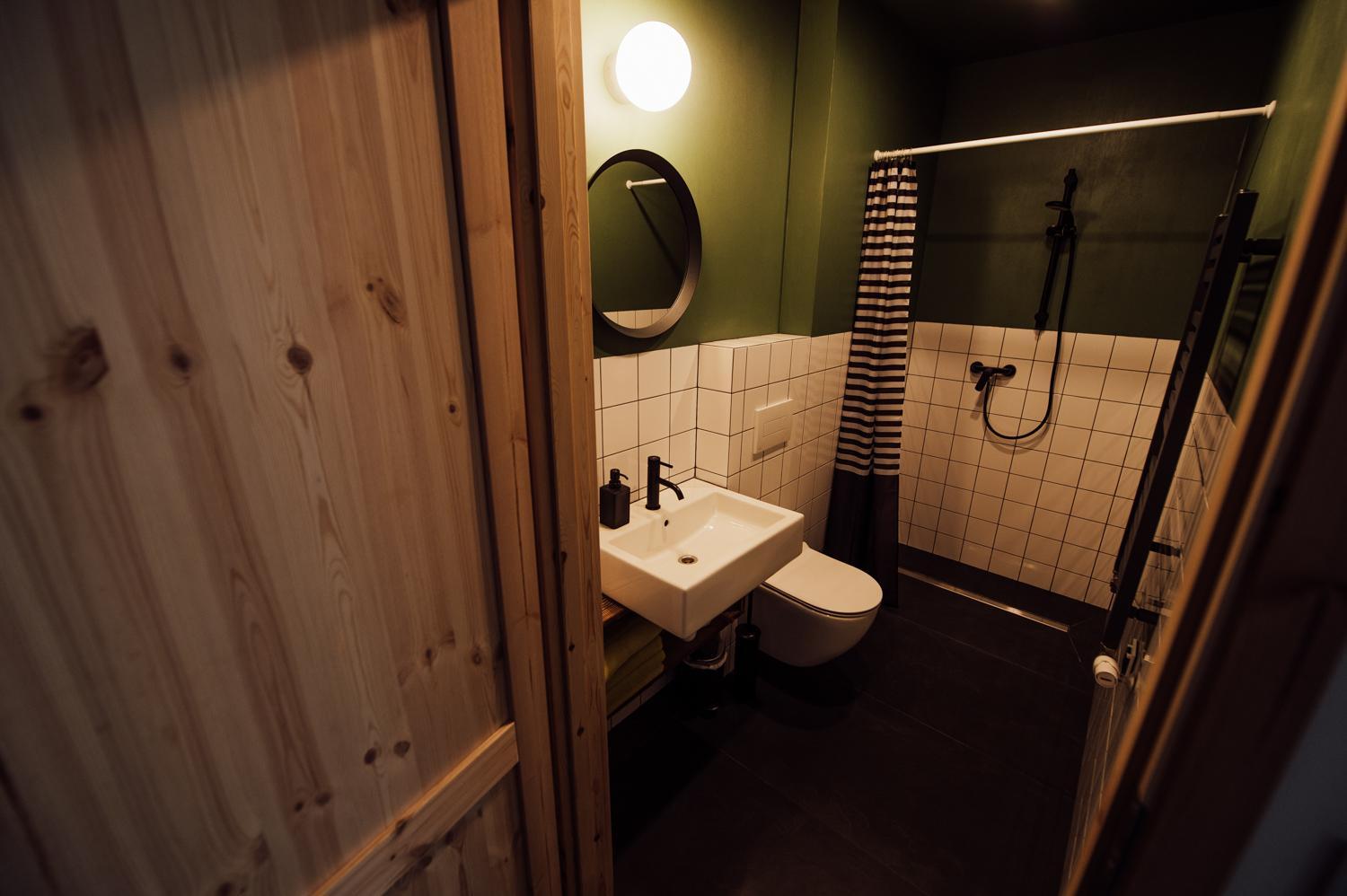 Deluxe Suite - Photo 31