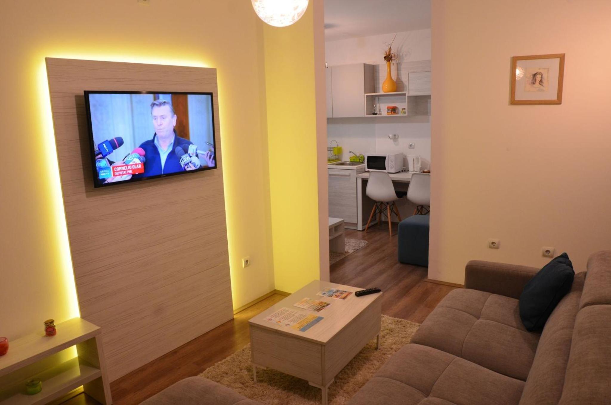 Apartment photo 2