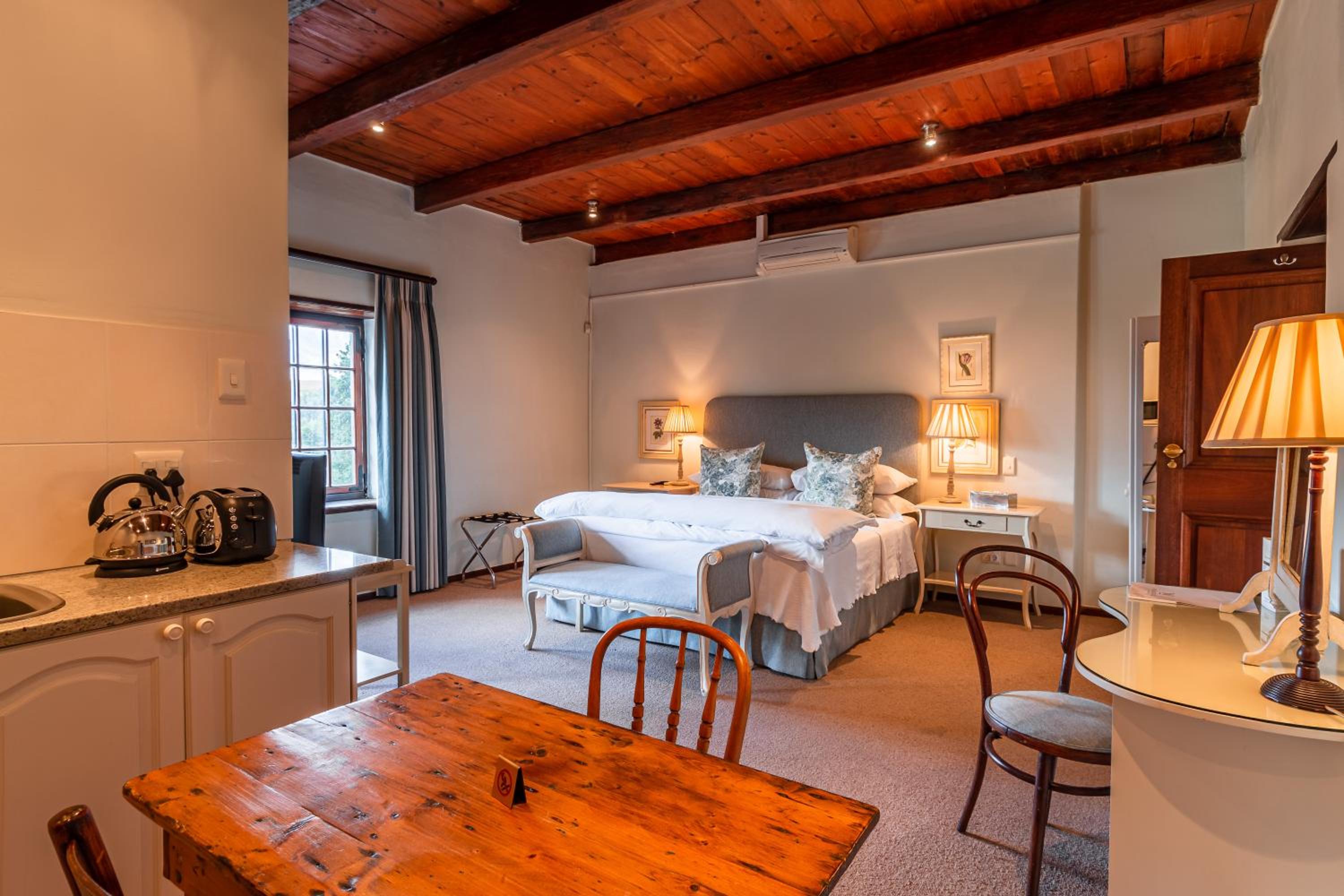 Classic Suite 2 - Photo 2