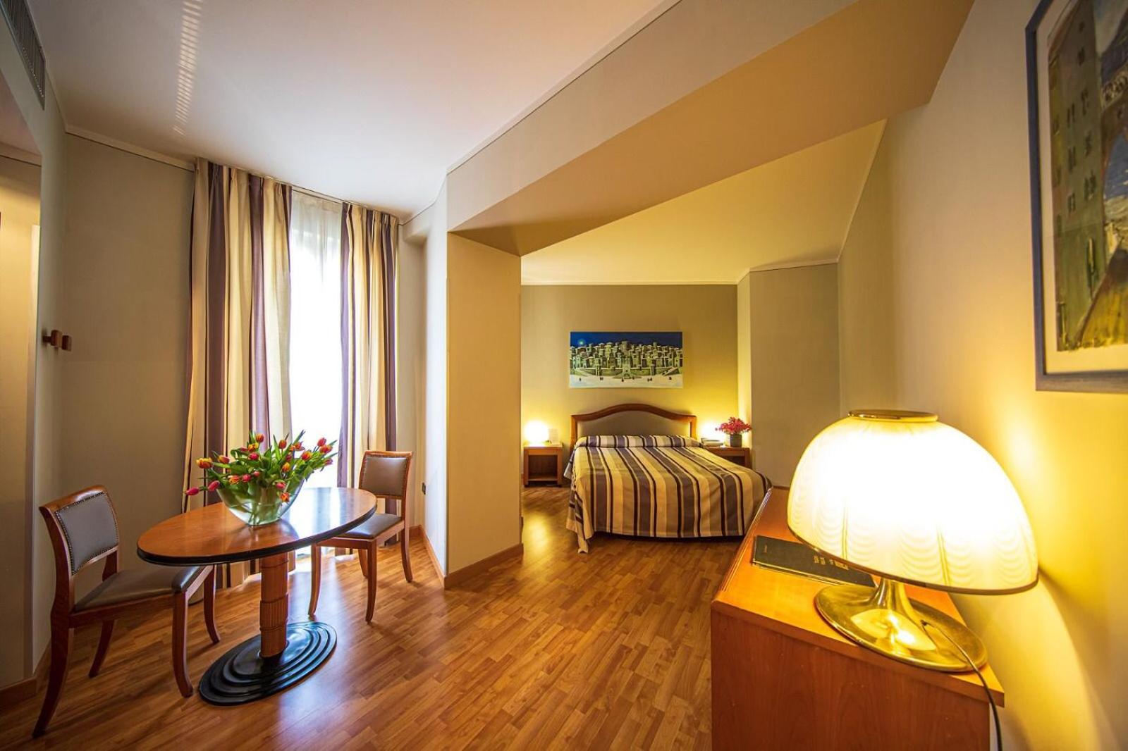 Double or Twin Room - Photo 2