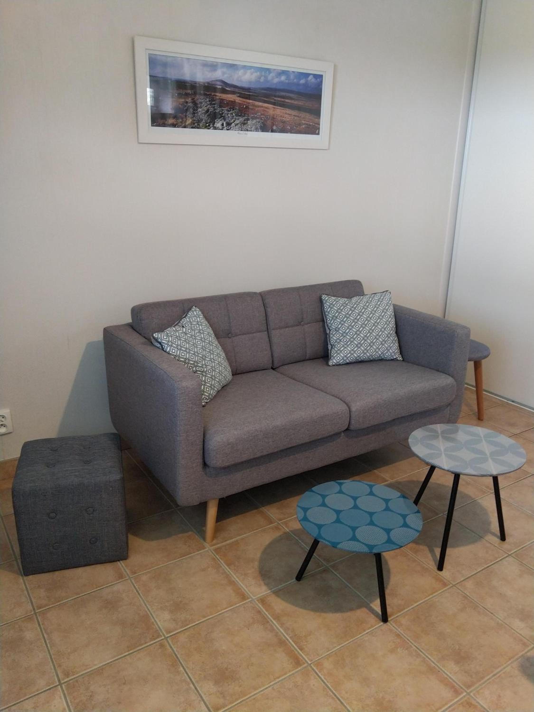 One-Bedroom House photo 2