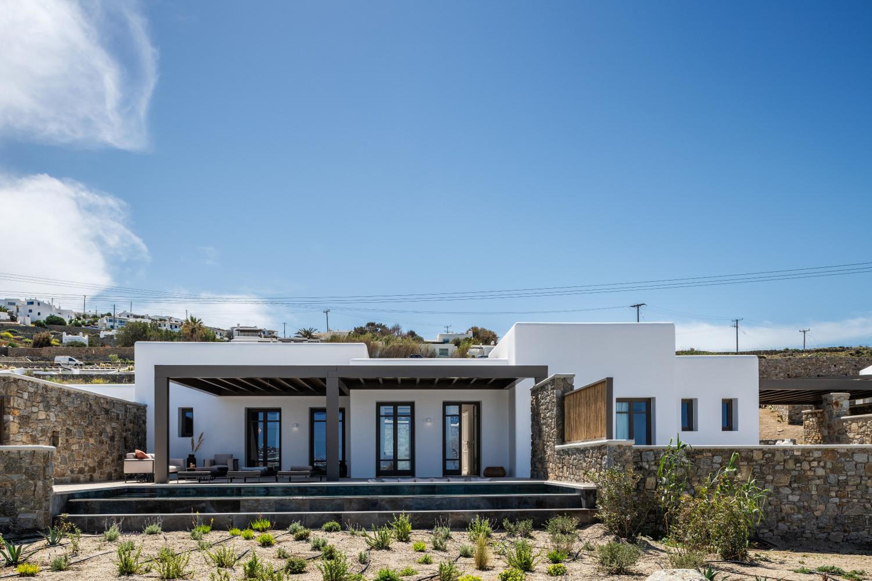 Three Bedroom Villa with Private Heated Pool Sea View - Photo 3