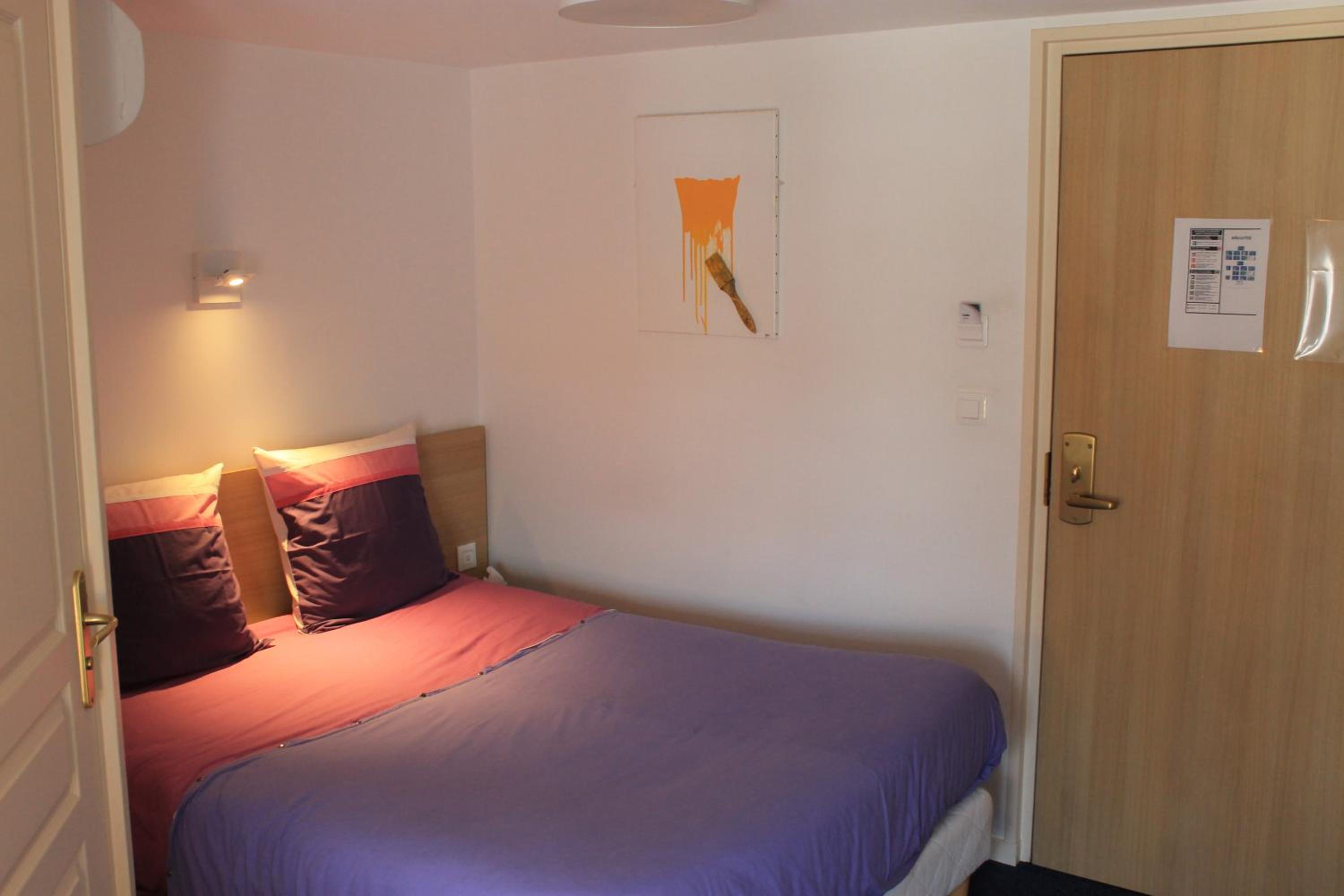 Double Room - Photo 2