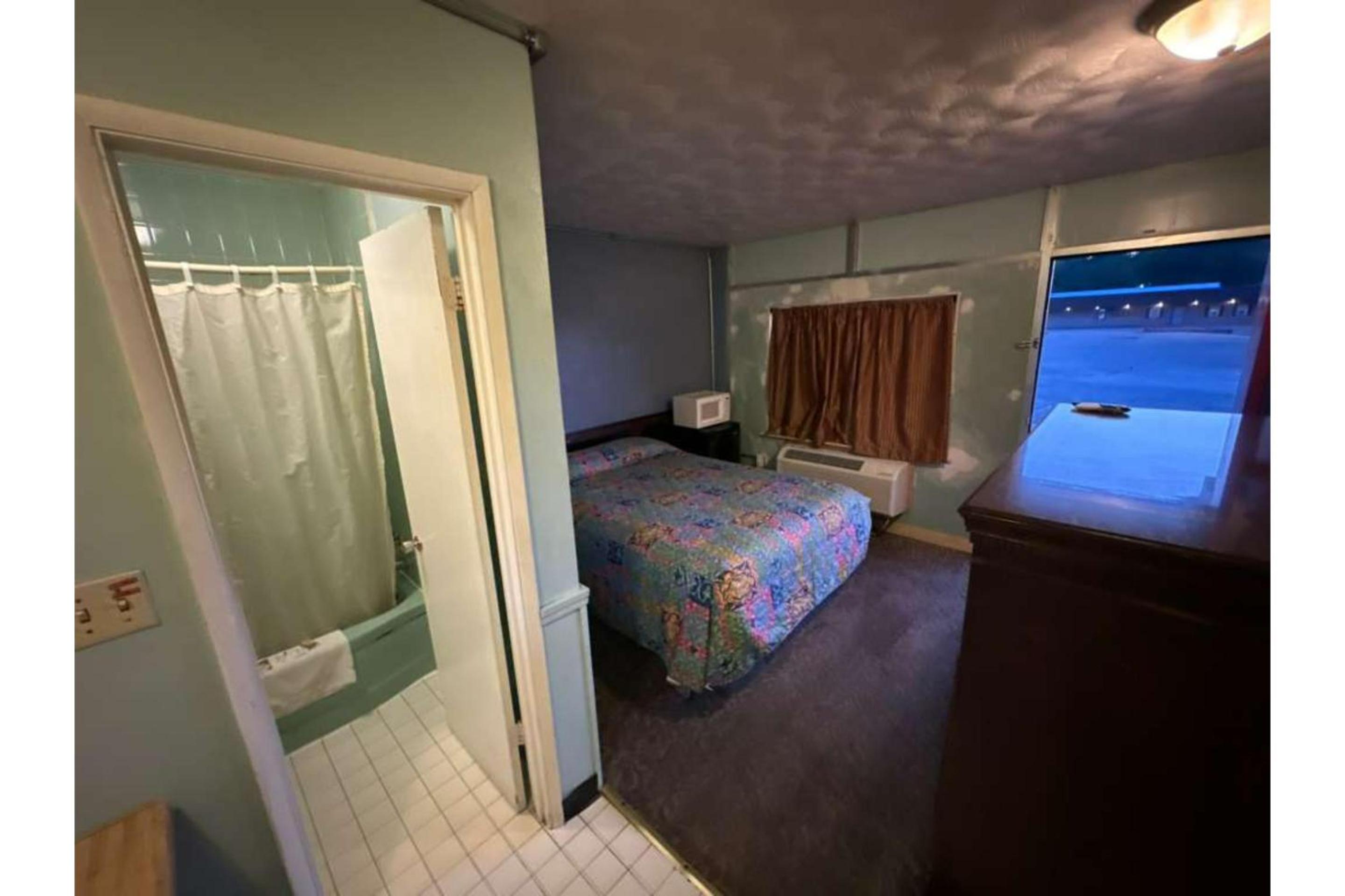Single Bed Non-Smoking photo 2