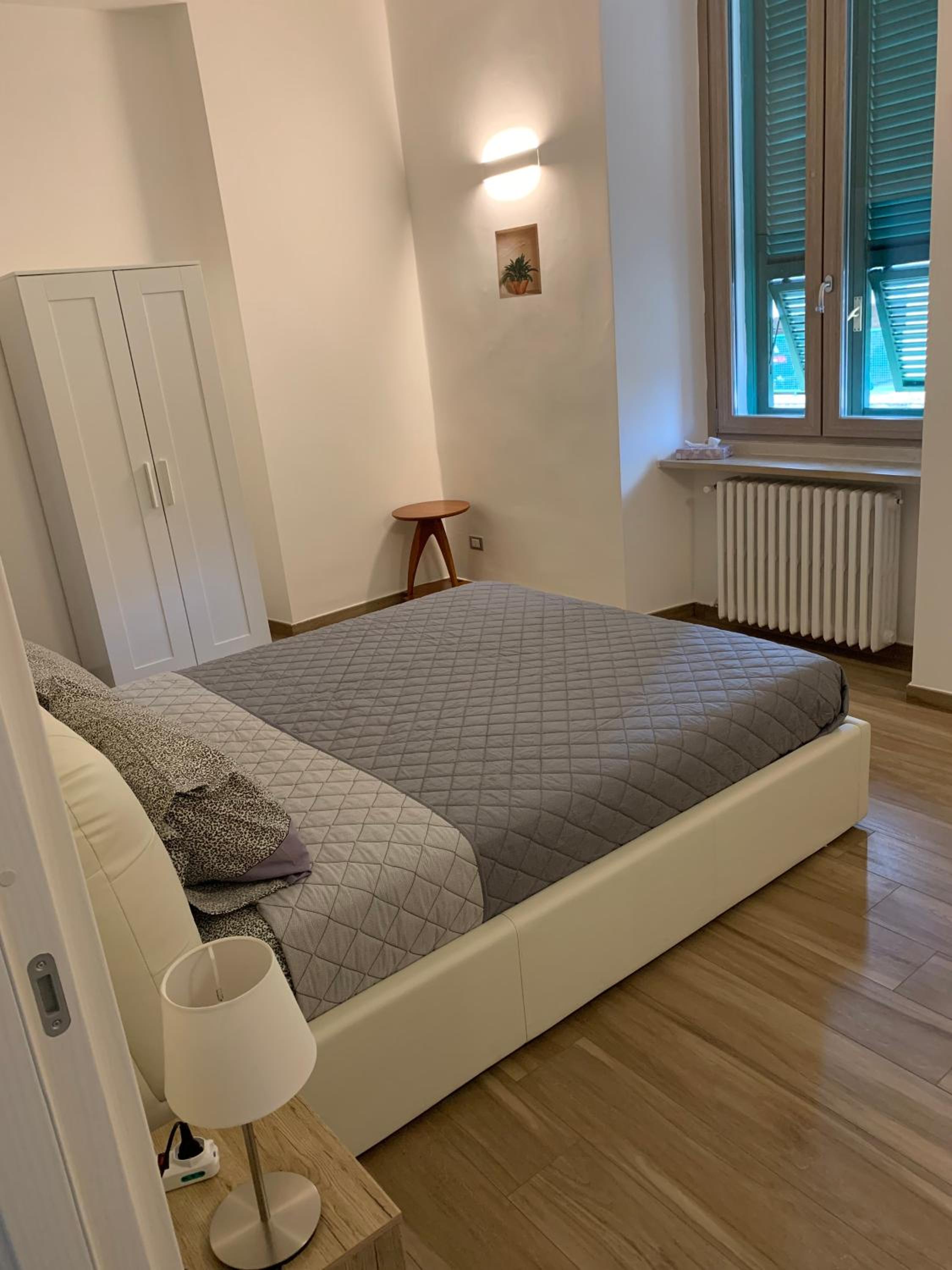 Double Room with Private Bathroom - Photo 17