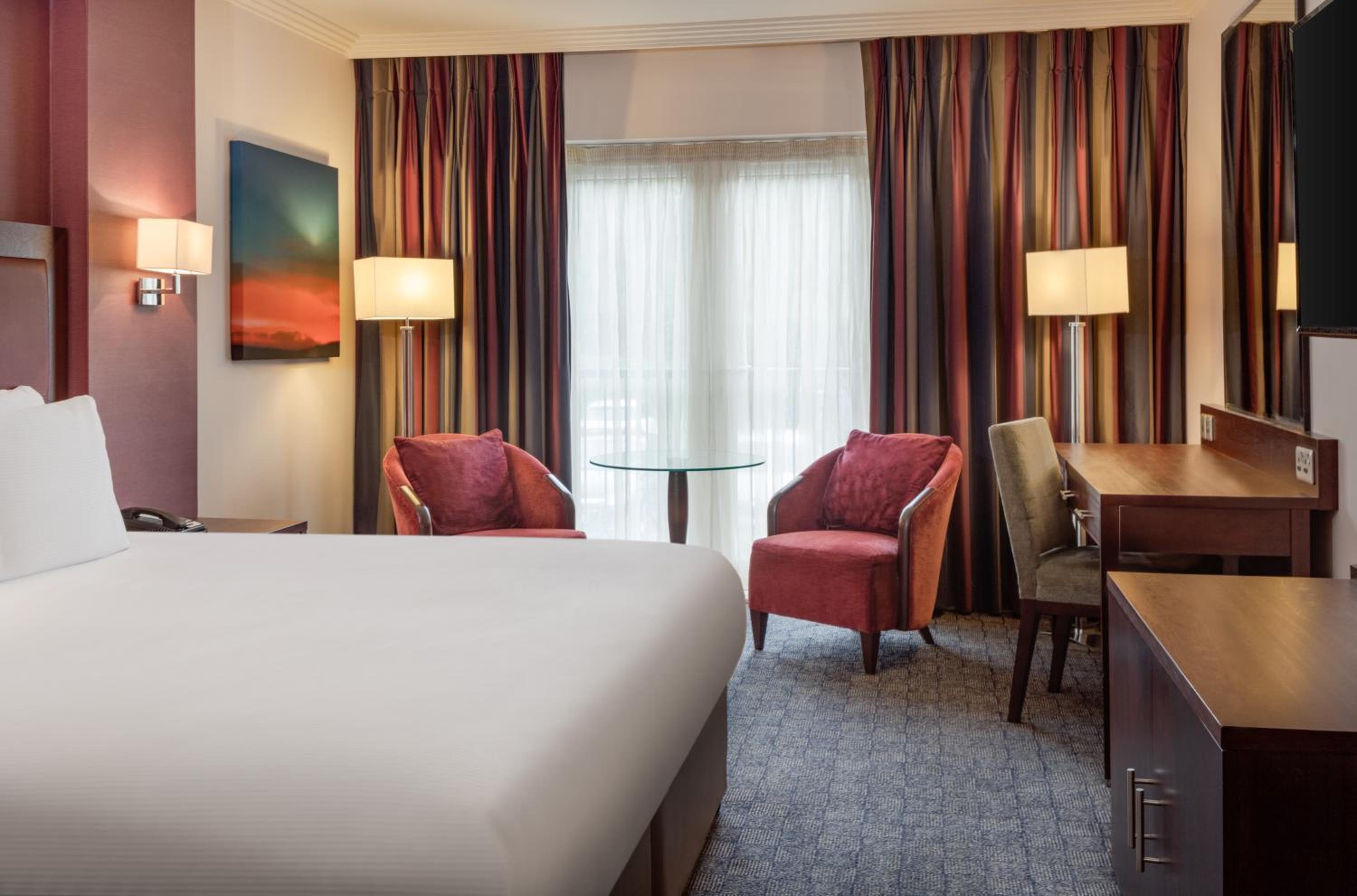 Deluxe King Room - Photo 3