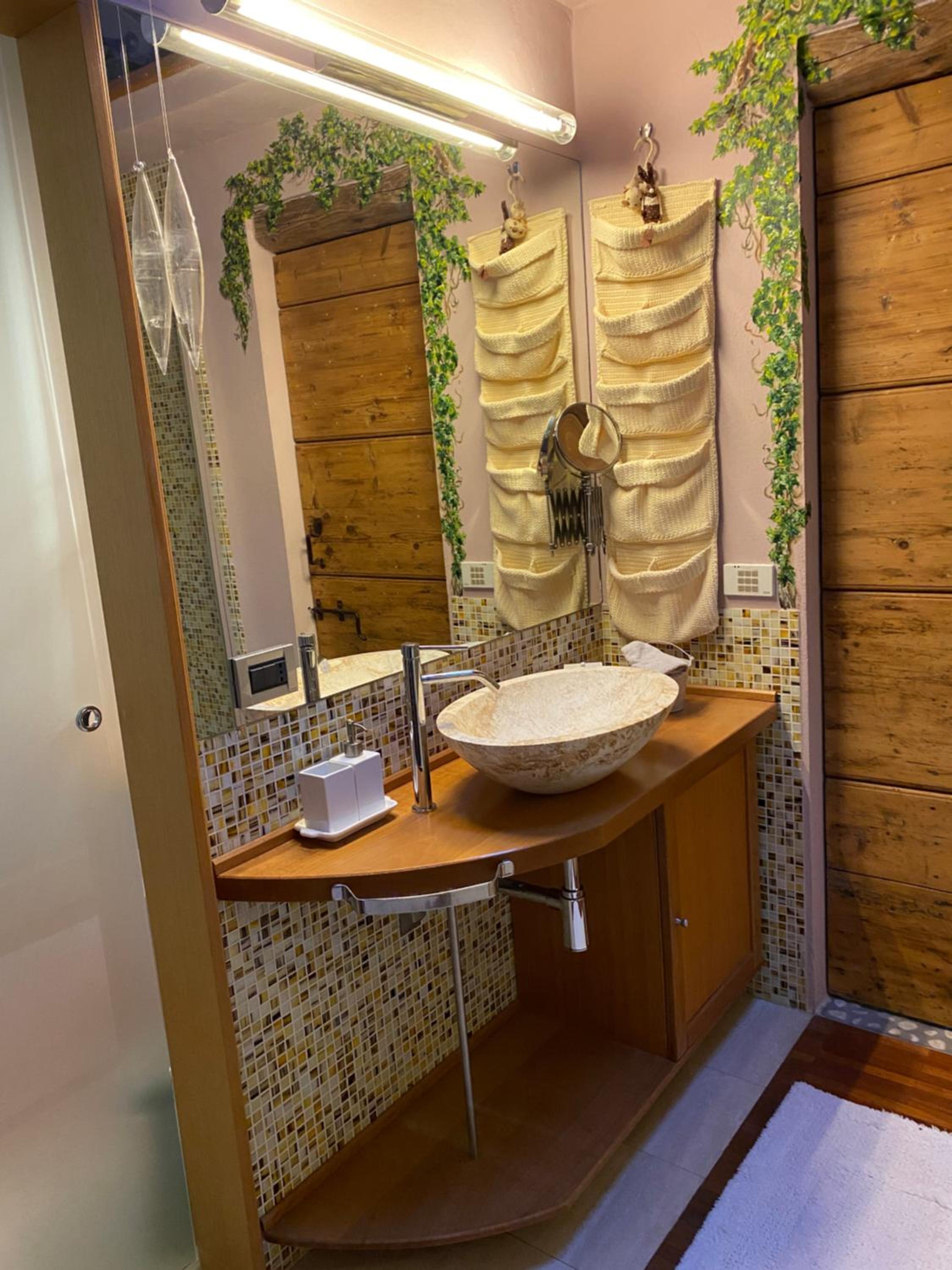 Double Room - Photo 24