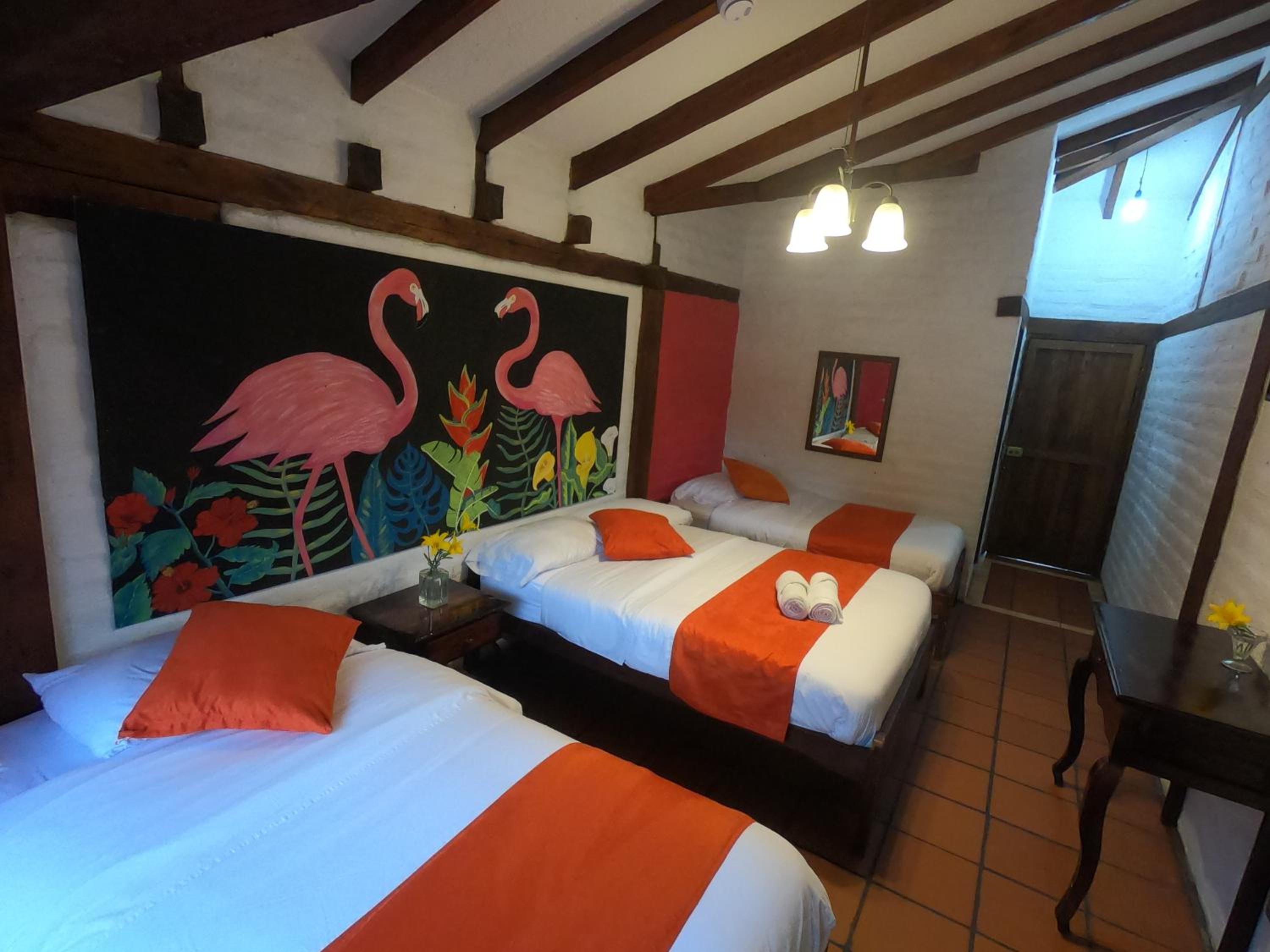 Quadruple Room with Private Bathroom photo 1
