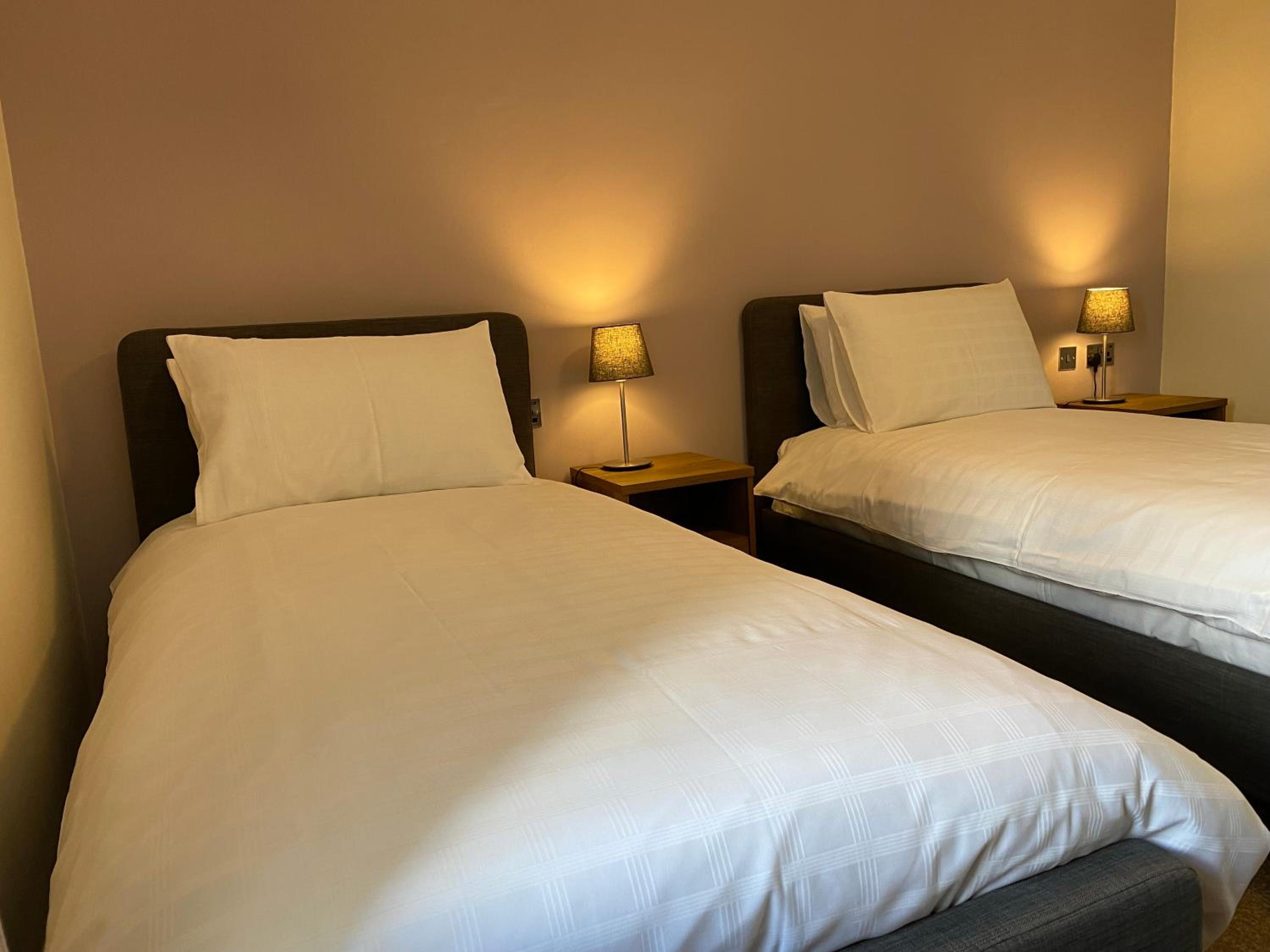 Standard Twin Room photo 2