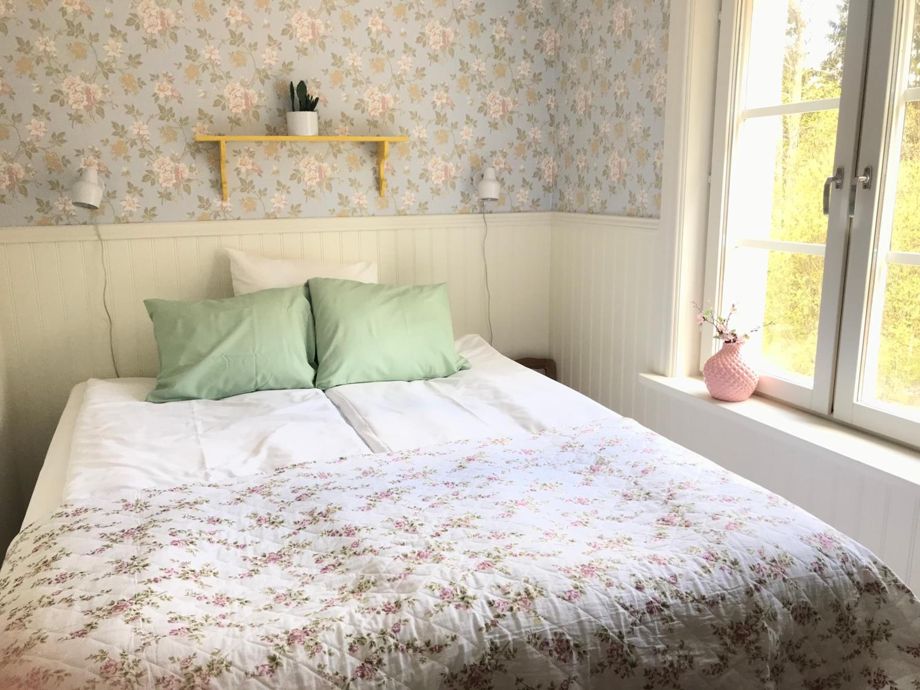 Small Double Room - Photo 6