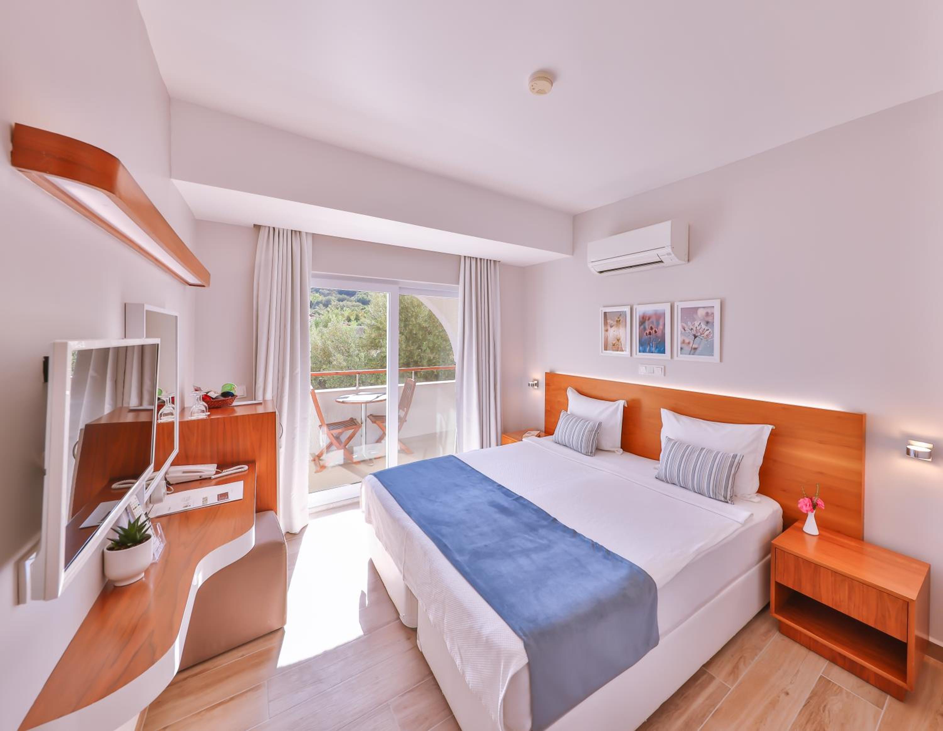 Standard Double Room - Photo 1