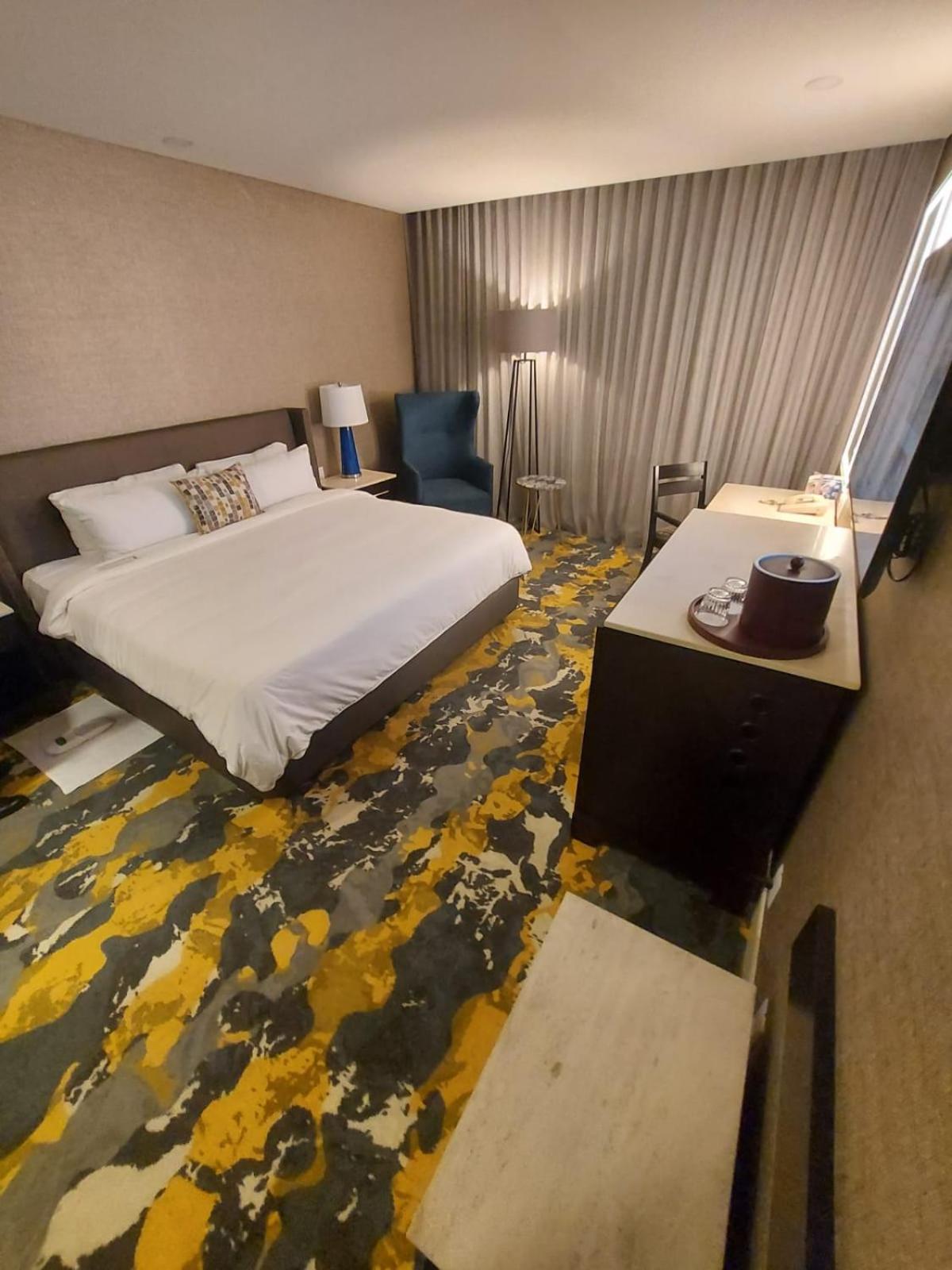 Lucerna Select King Room - Photo 5